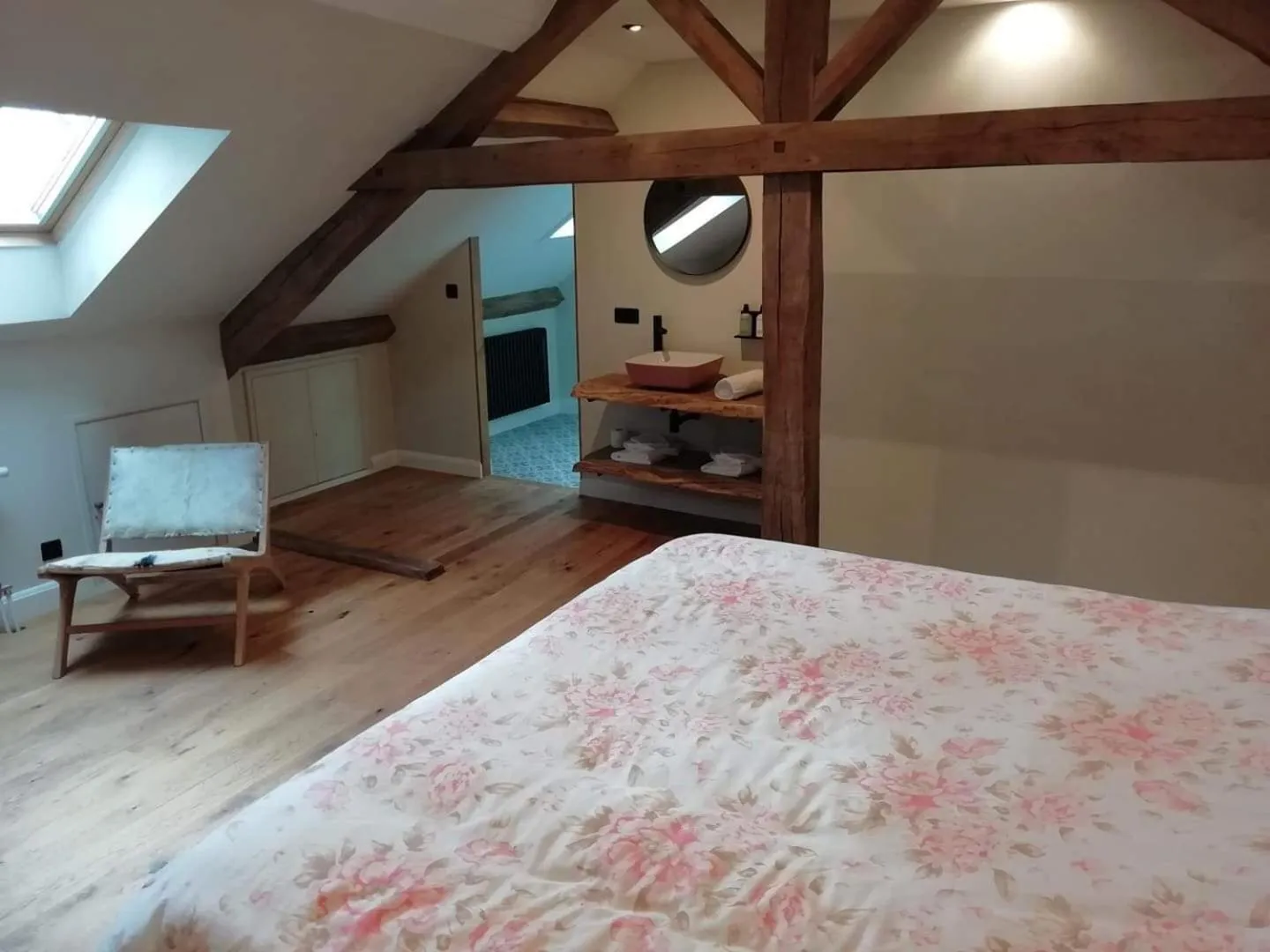 Bed in Monsieur Doute