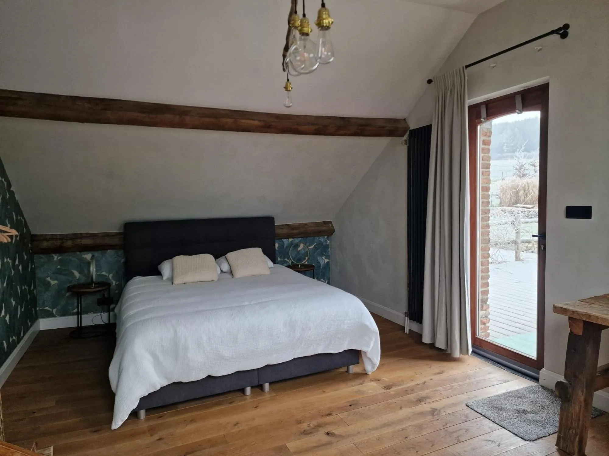 Bed in Monsieur Doute