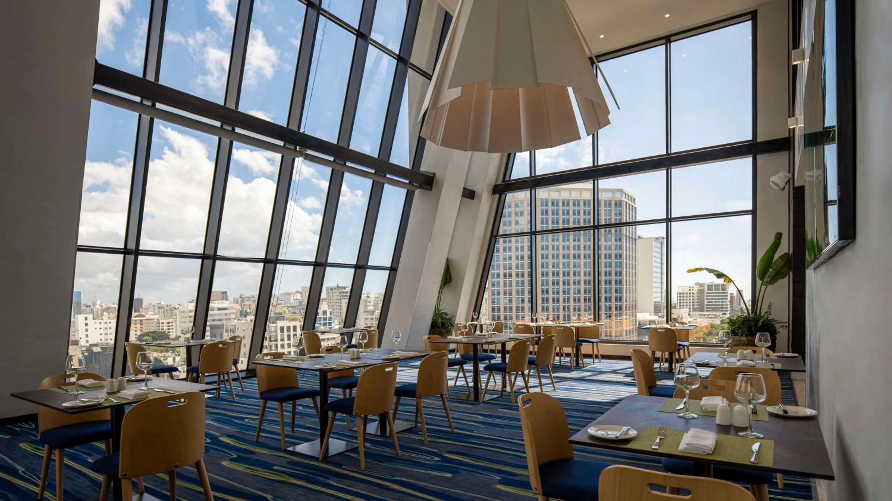 Restaurant/places to eat in Homewood Suites By Hilton Santo Domingo