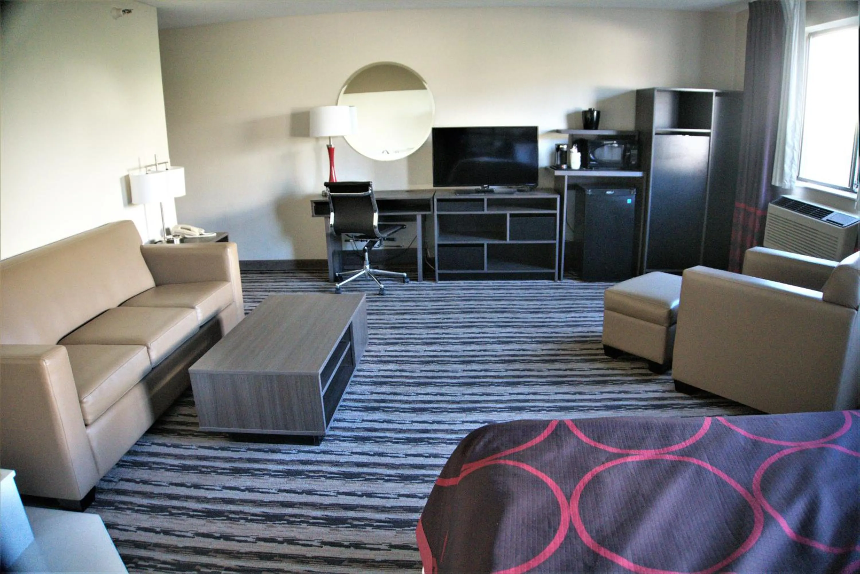 Photo of the whole room in Super 8 by Wyndham Spirit Lake/Okoboji