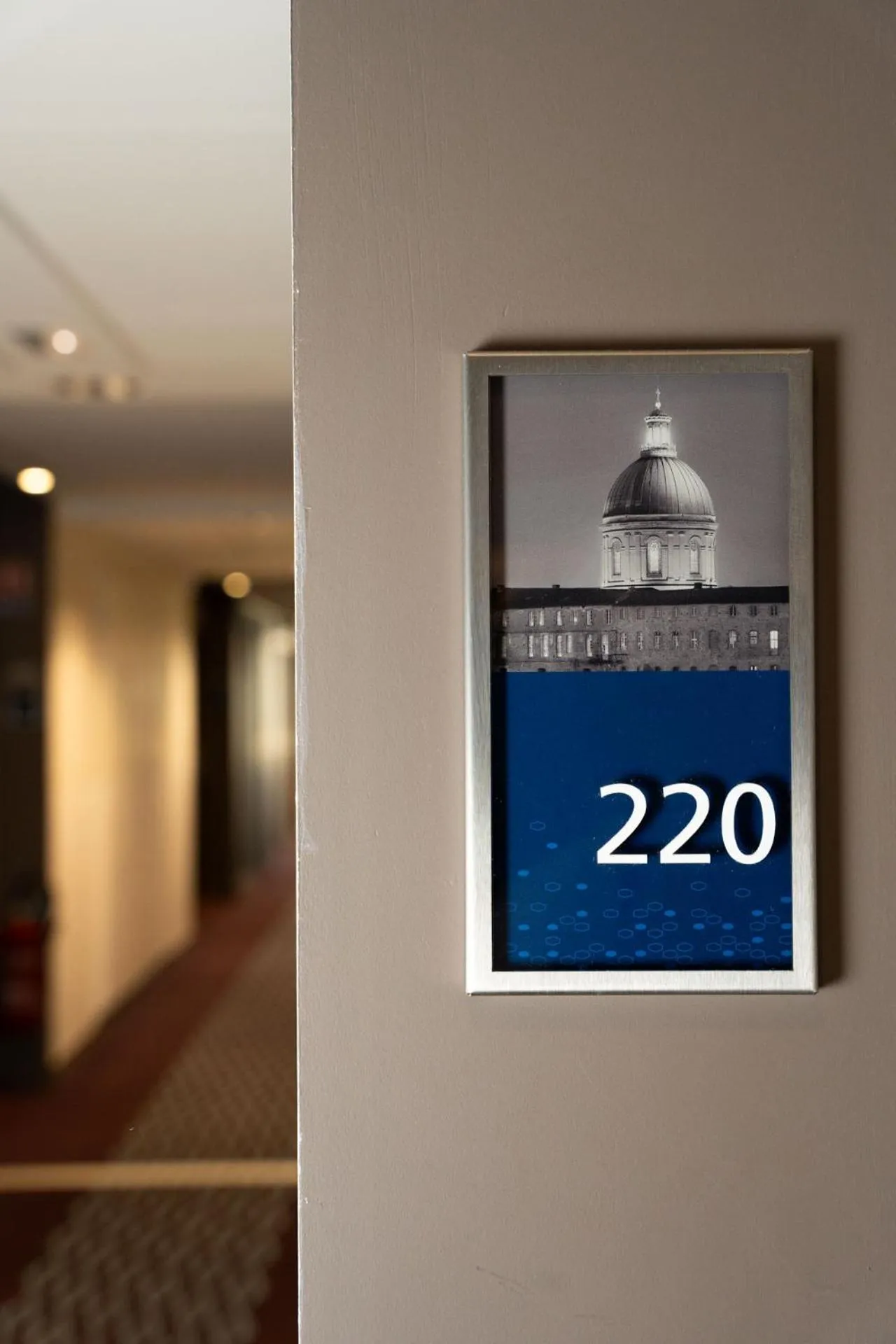 Property logo or sign in OSKO Hôtel Toulouse Aéroport