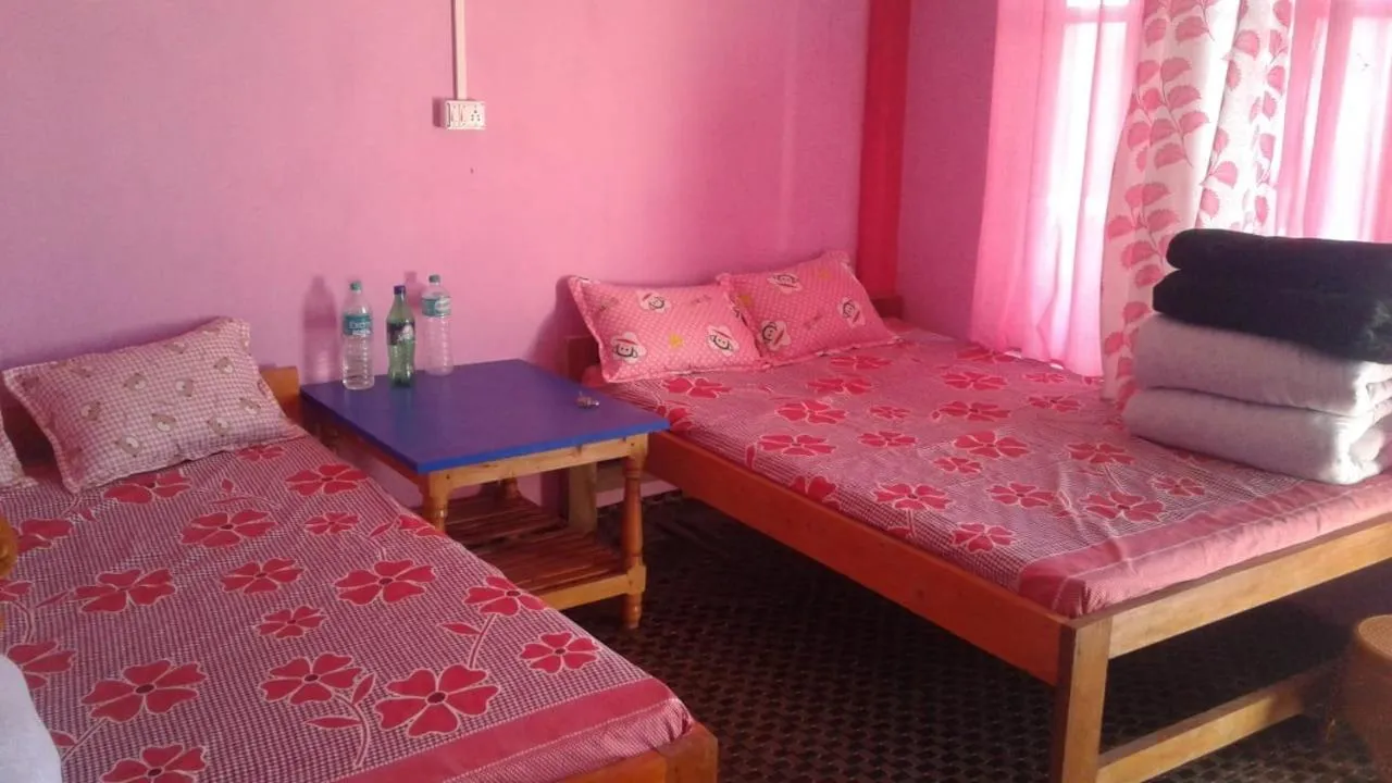 Bed in Ashis Homestay