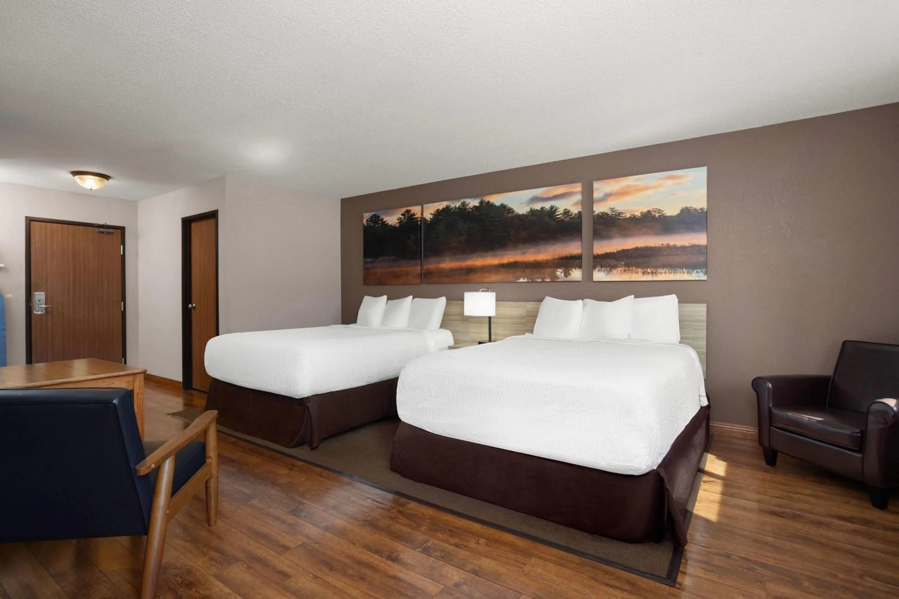 Photo of the whole room, Bed in Days Inn by Wyndham Spearfish