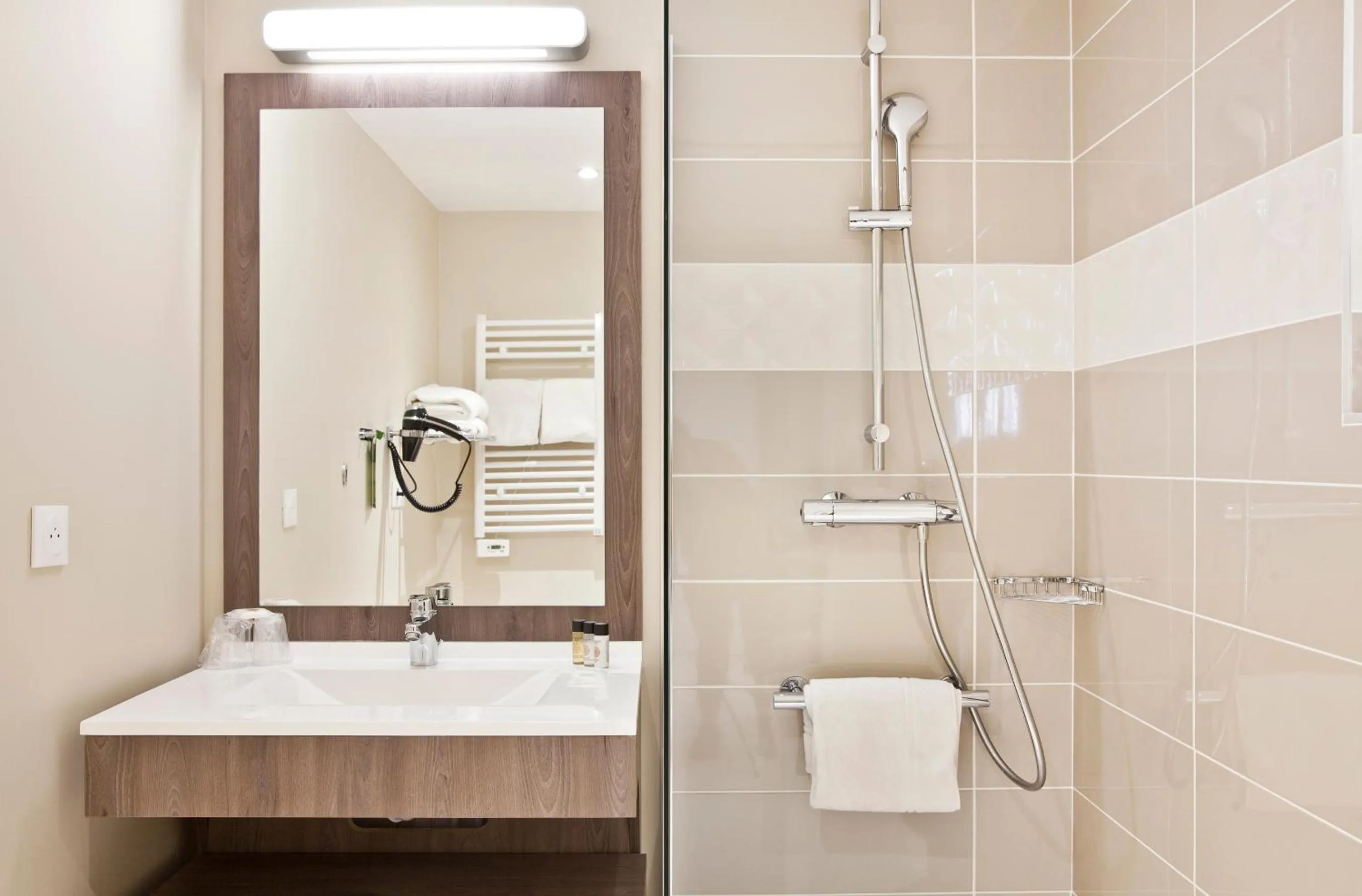 Bathroom in Residhome Marseille