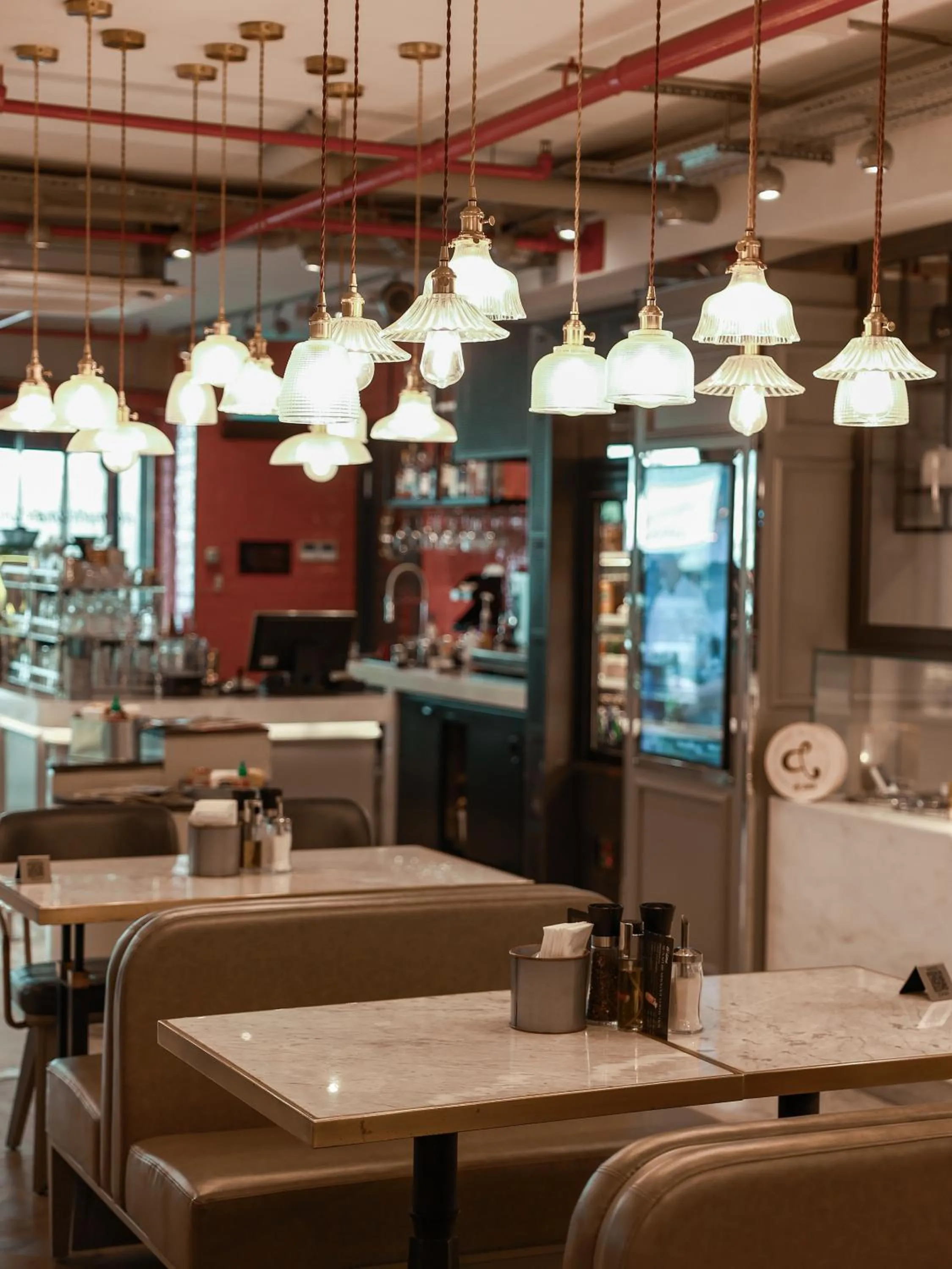 Restaurant/places to eat in Stayso The House Hotel