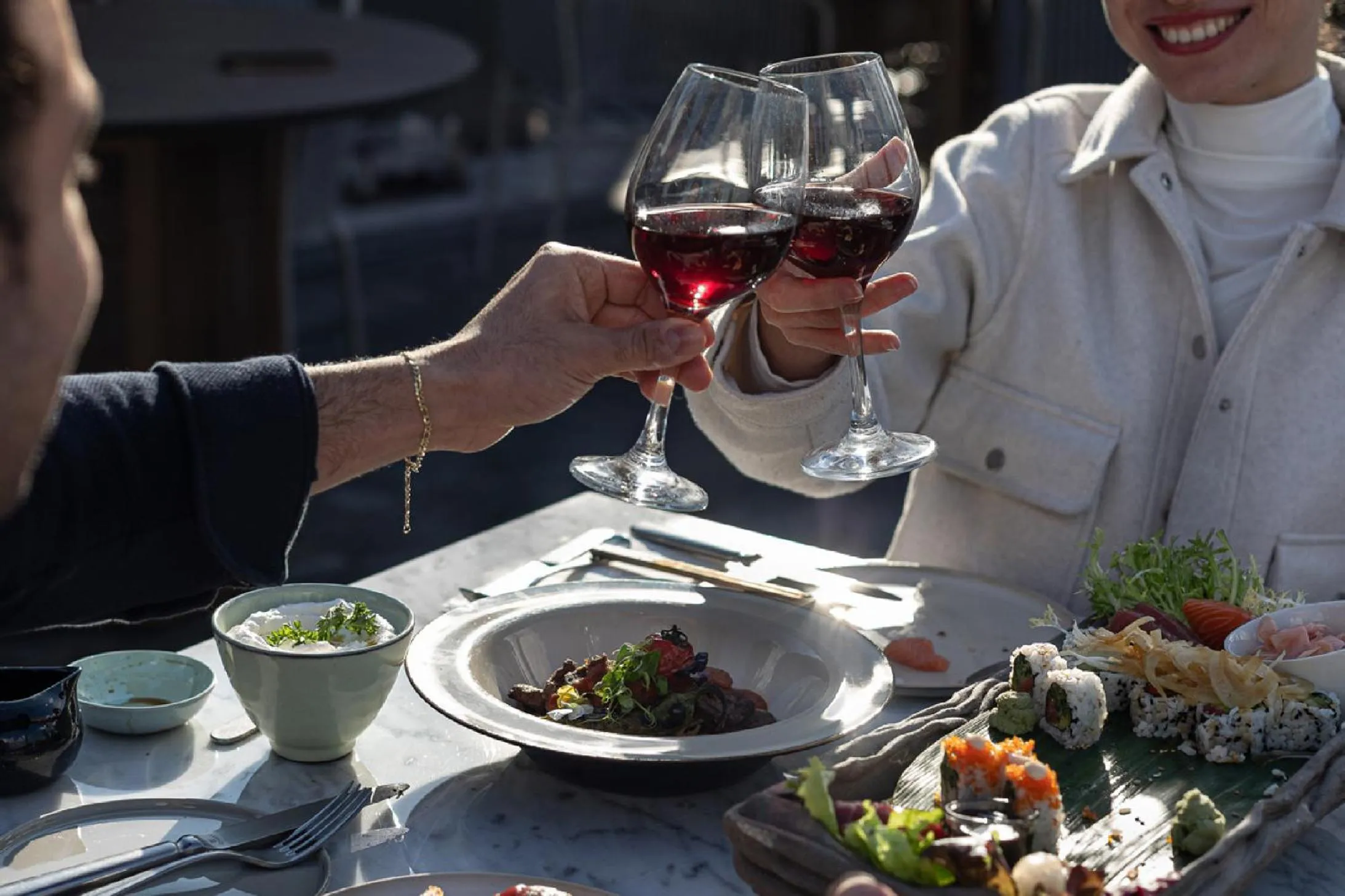 Restaurant/places to eat in Stayso The House Hotel