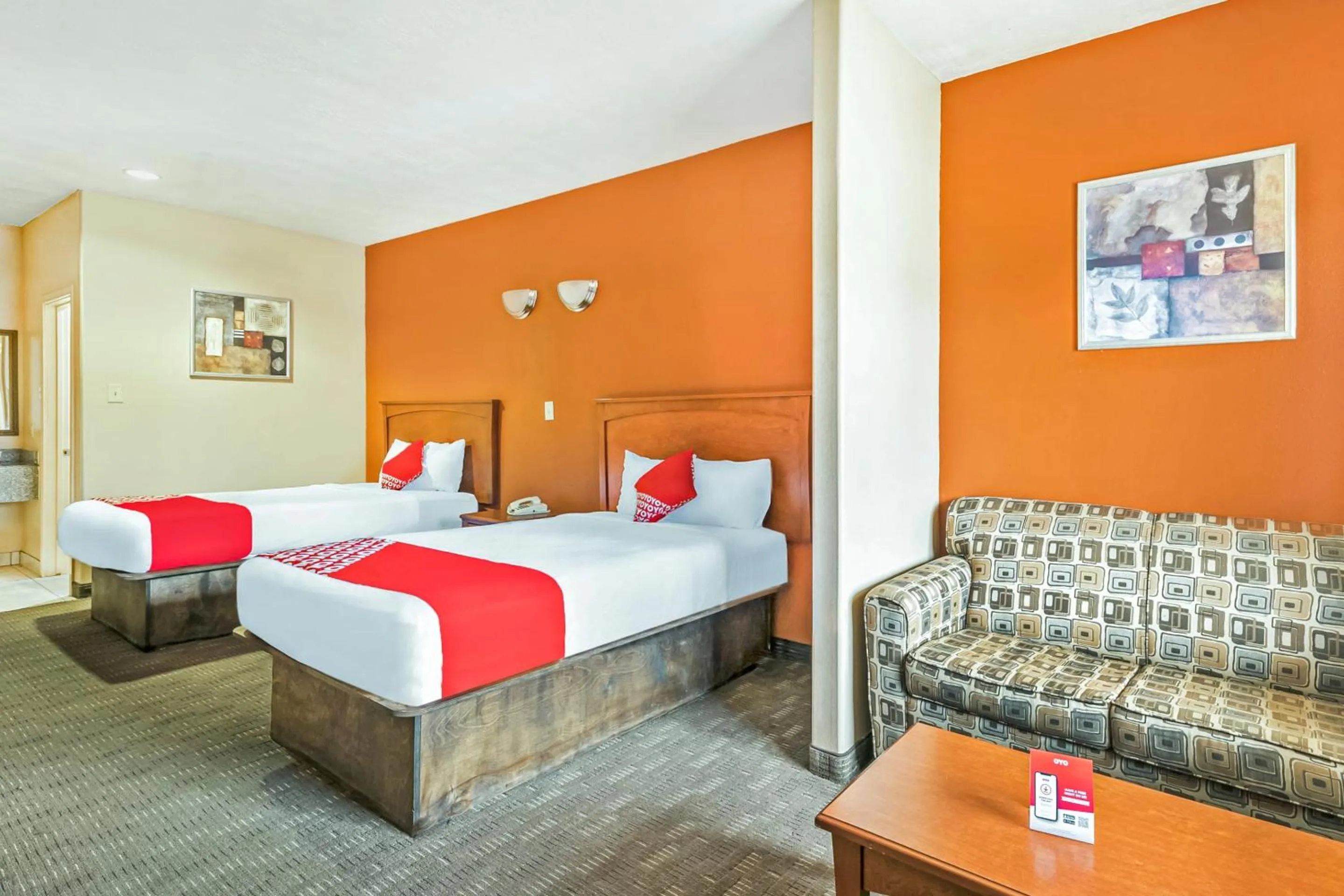 Bedroom in OYO Hotel Jewett TX Southwest, I-45