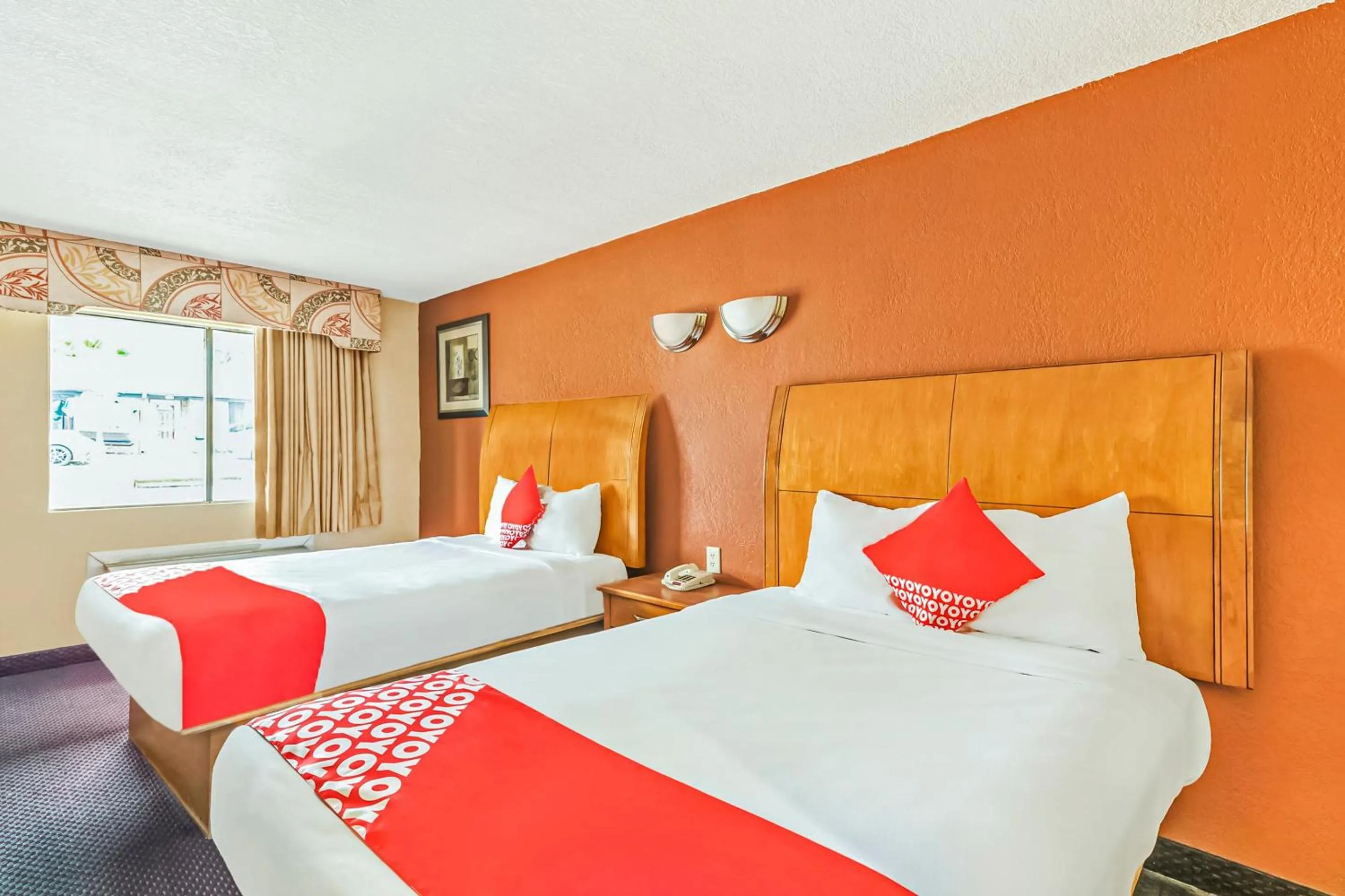 Bedroom in OYO Hotel Jewett TX Southwest, I-45