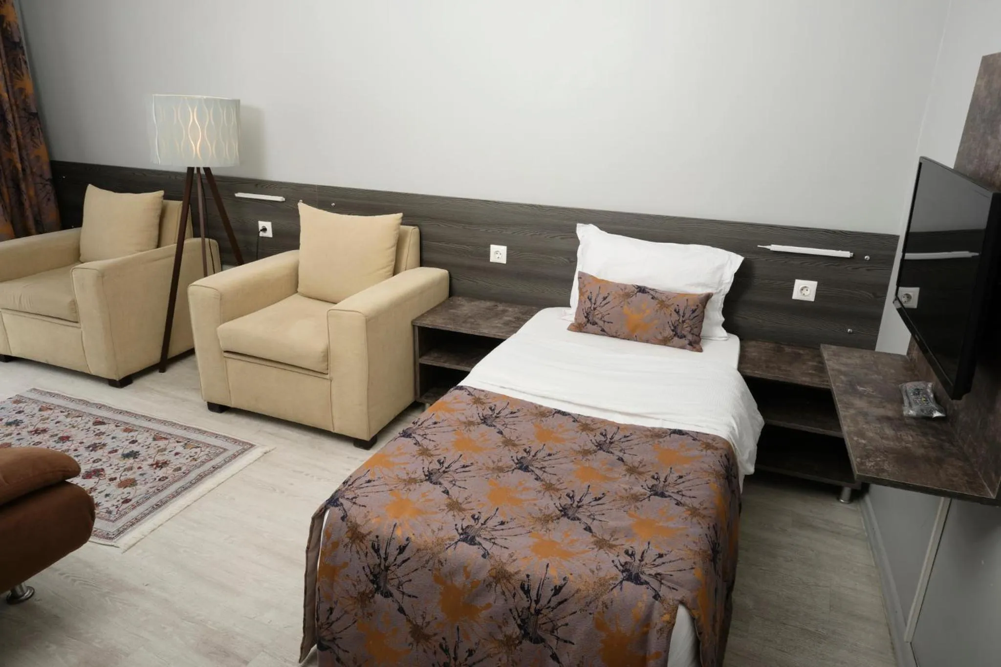 Family, Bed in The Breeze Hotel