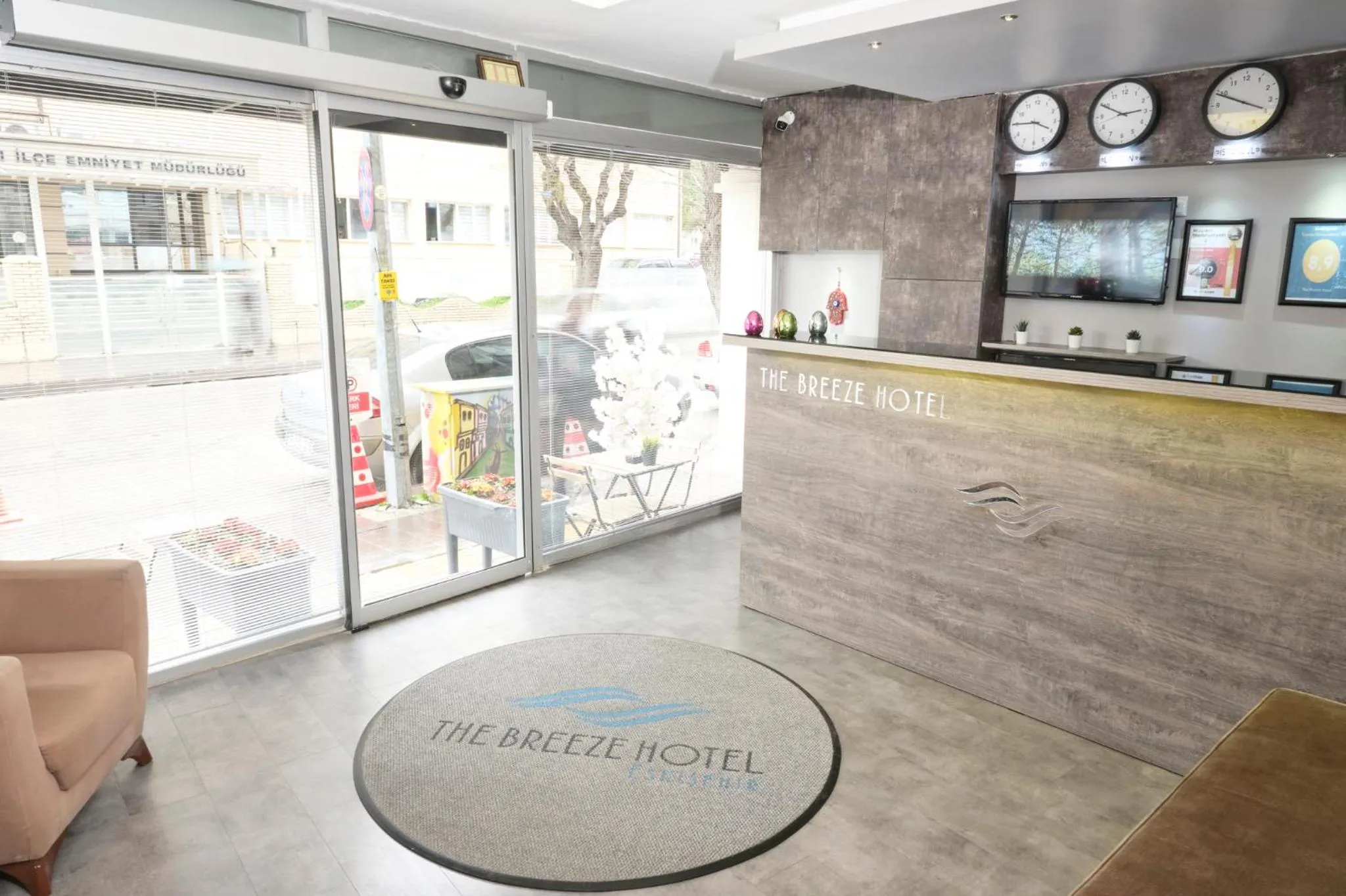 Lobby or reception in The Breeze Hotel