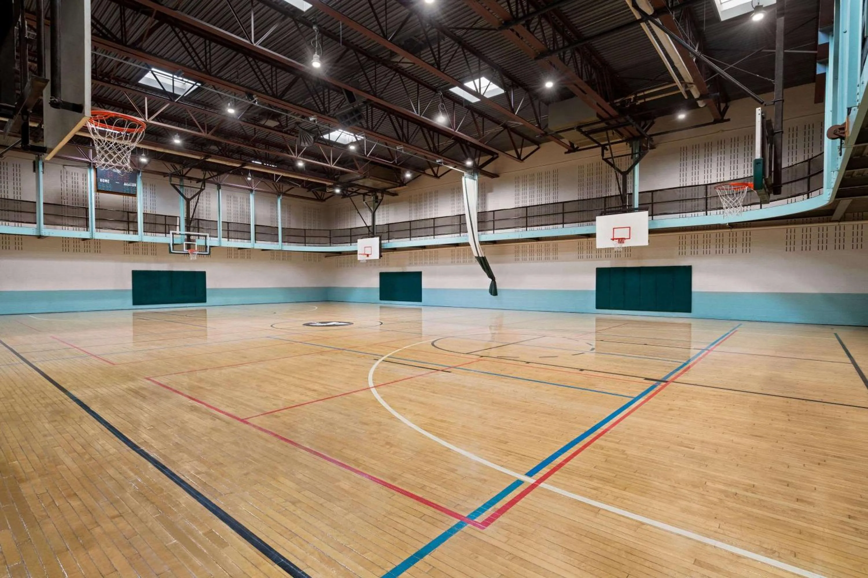 On site, Tennis/Squash in Days Inn by Wyndham Auburn/Finger Lakes Region