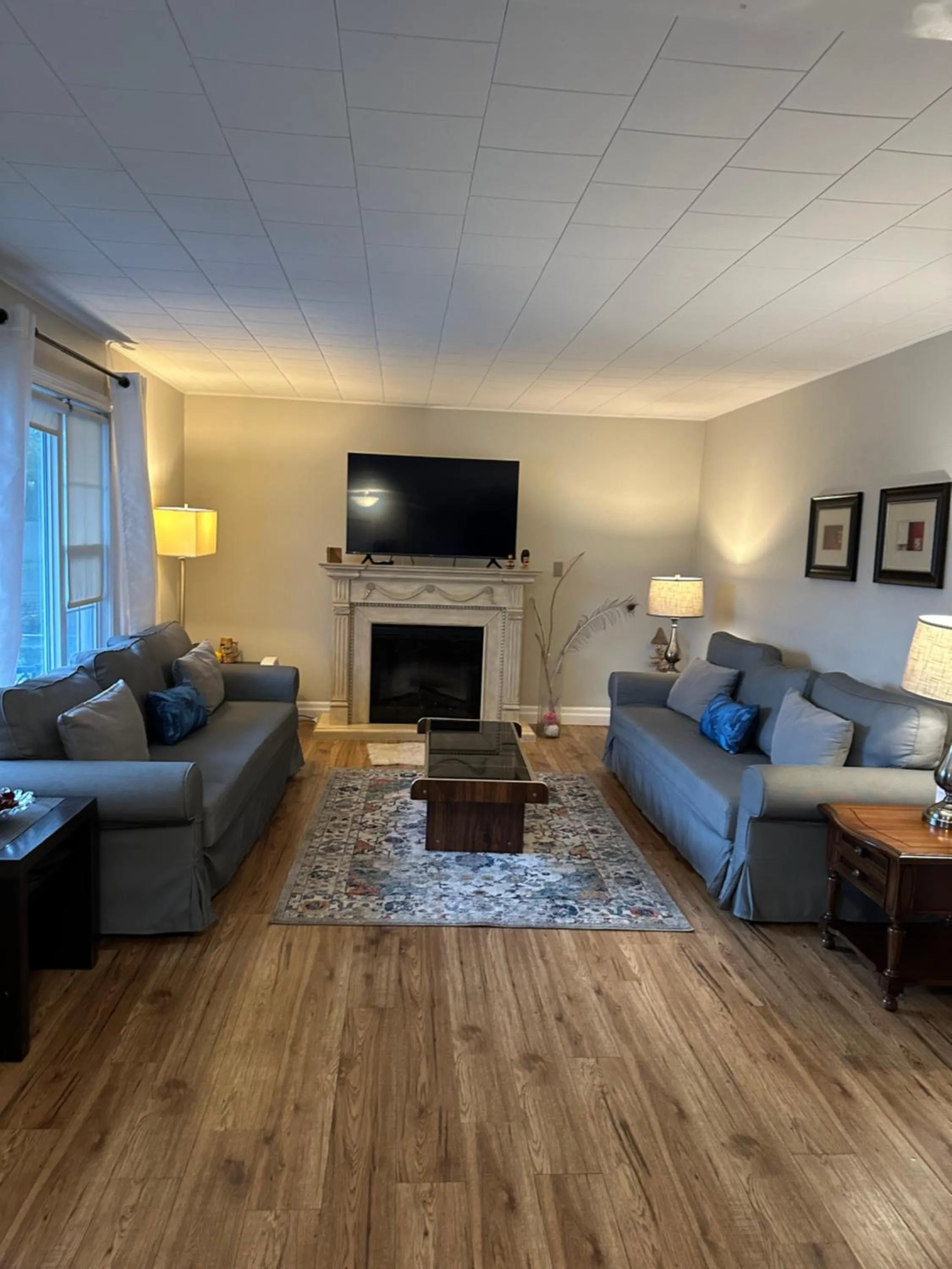 Lakeview Motel & Cottage