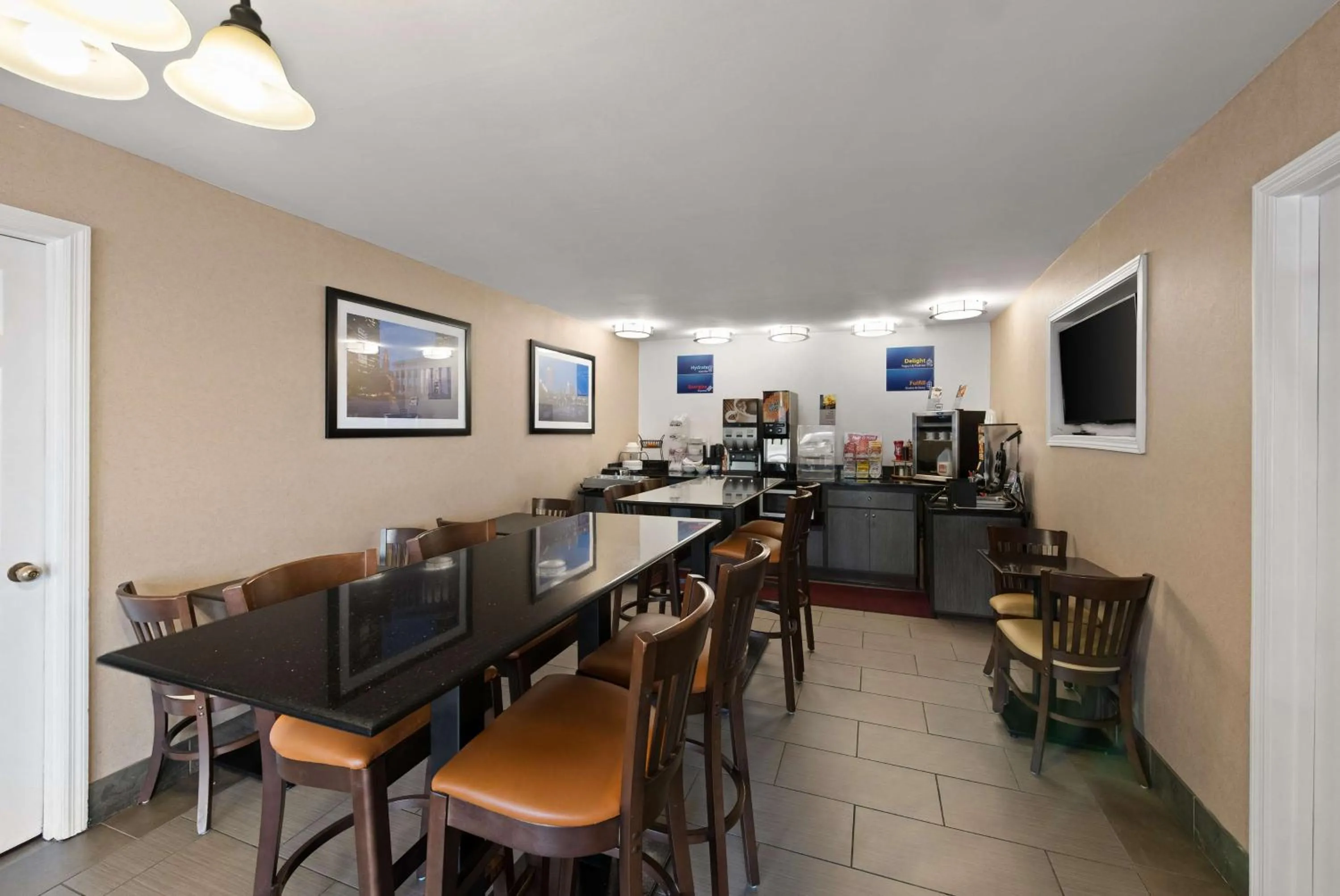 Breakfast in Best Western Executive Inn