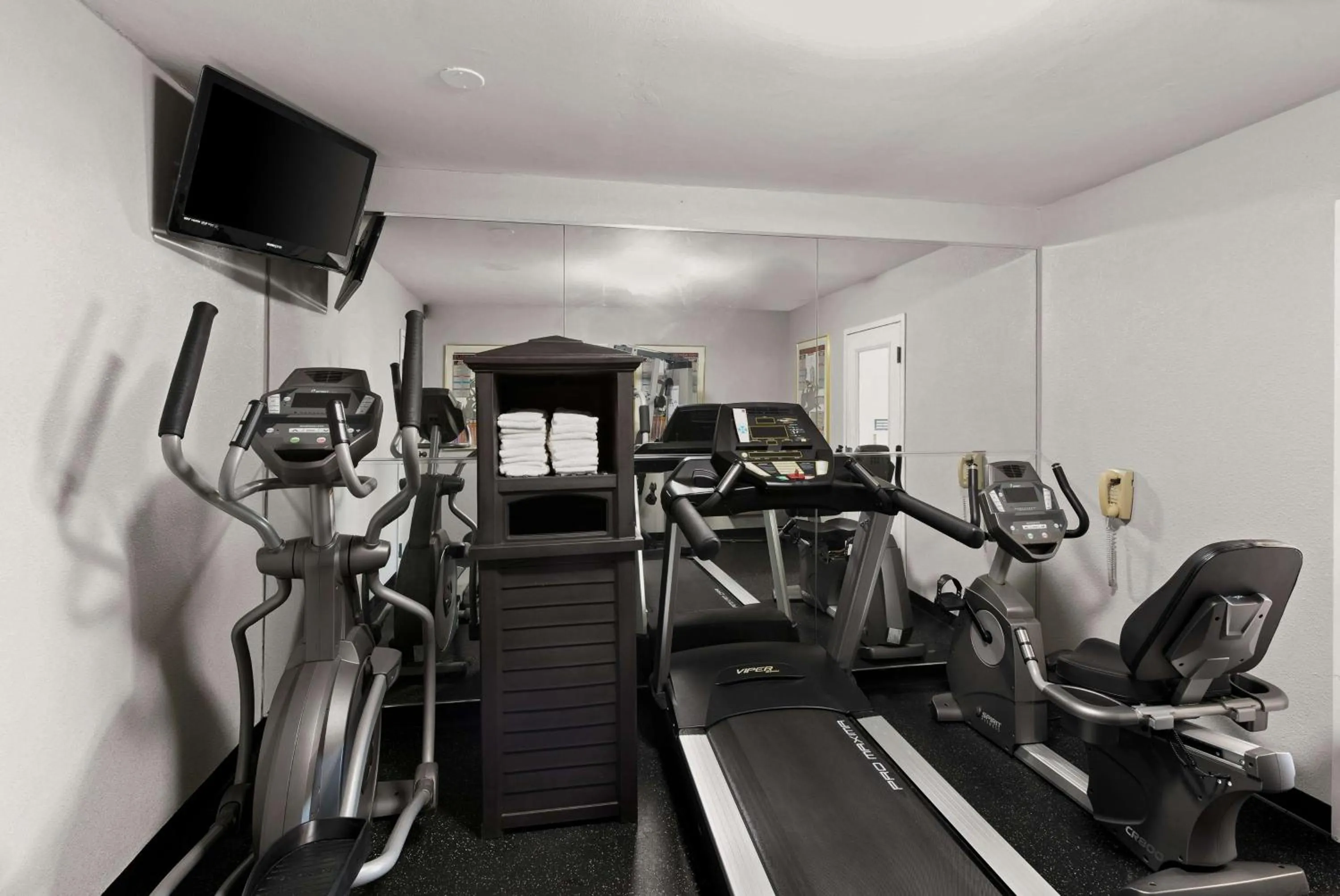 Fitness centre/facilities in Best Western Executive Inn