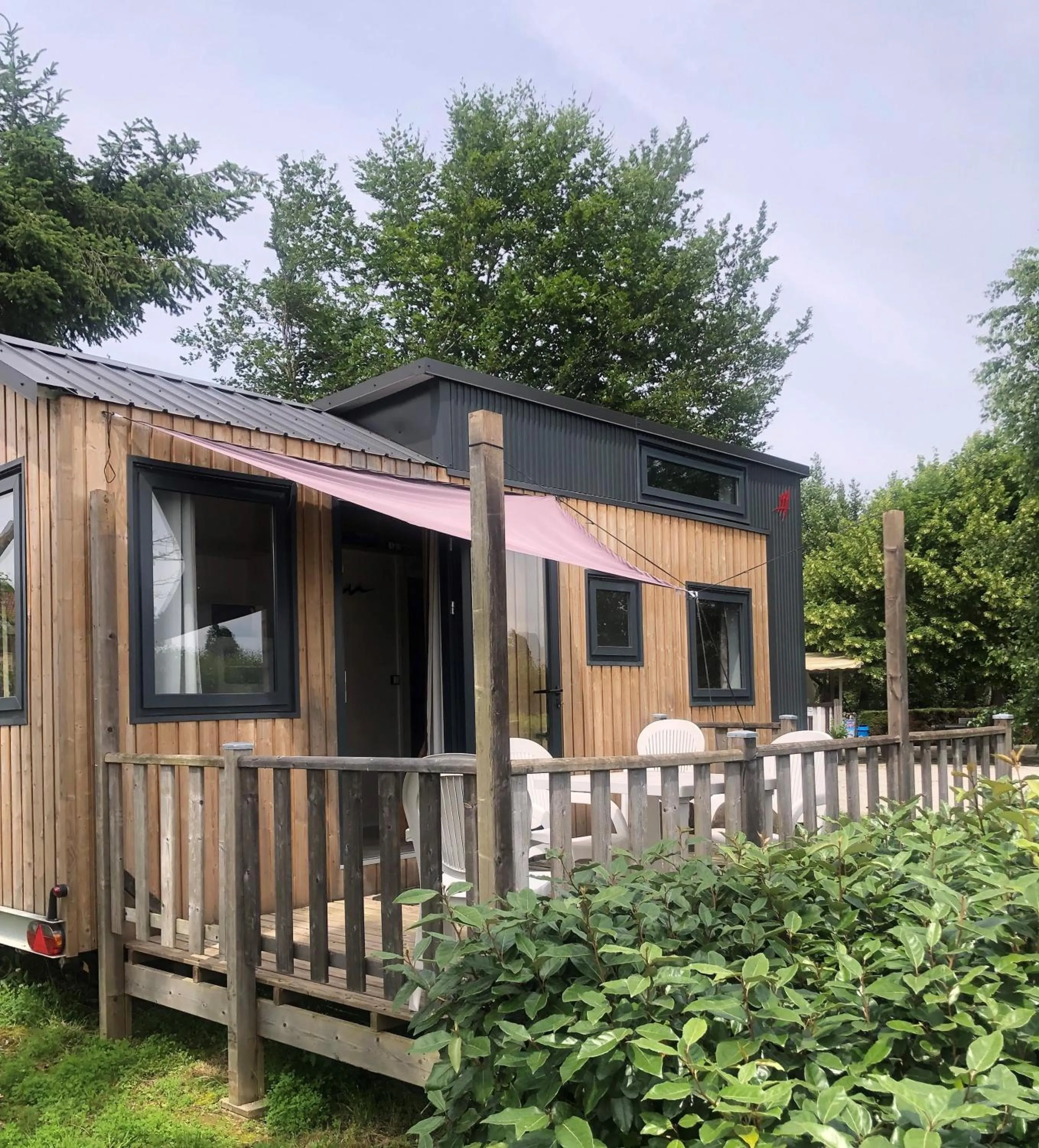 Spring in PARADISE CHALLETS AND CAMPING