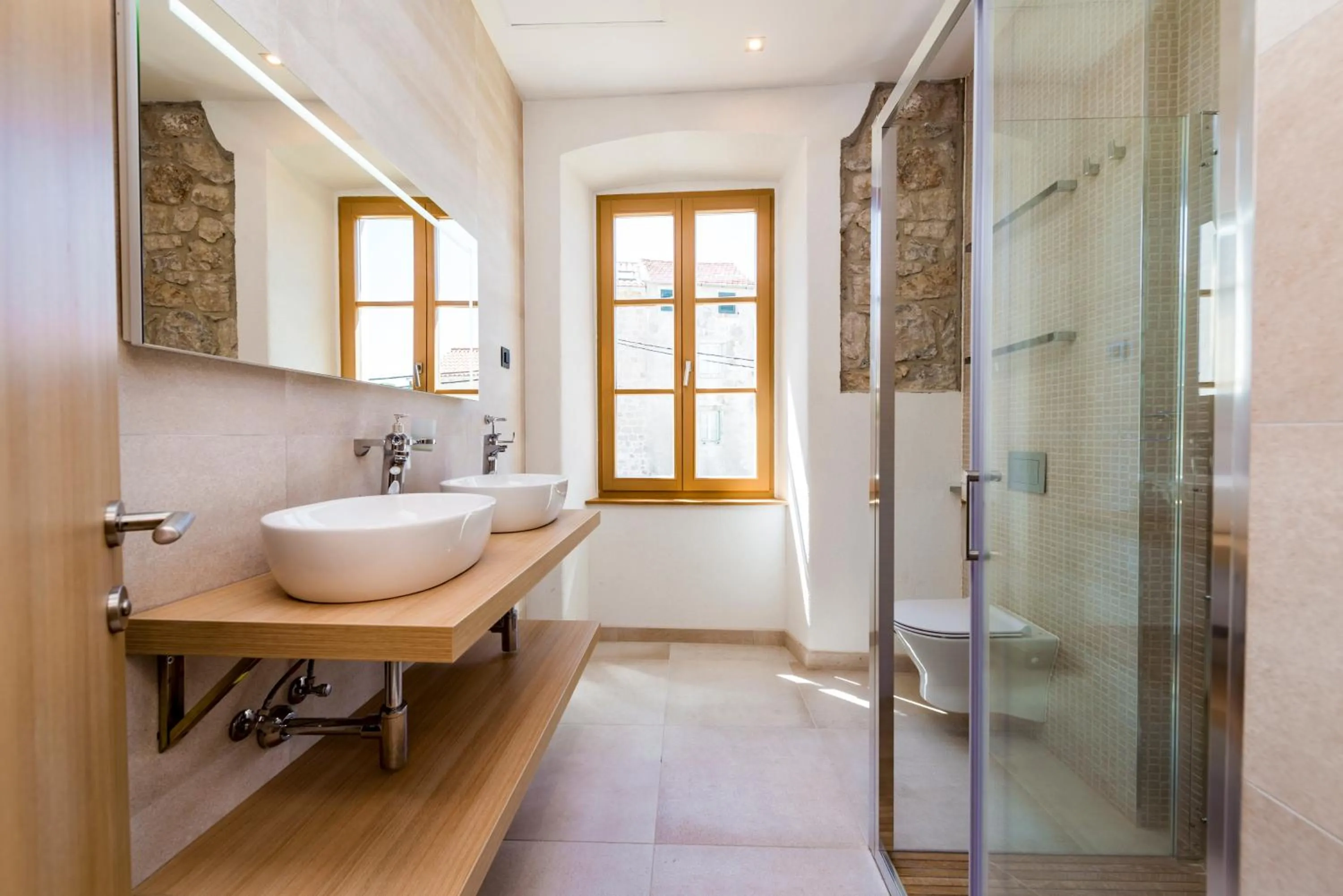 Shower in Casa Antika Suites