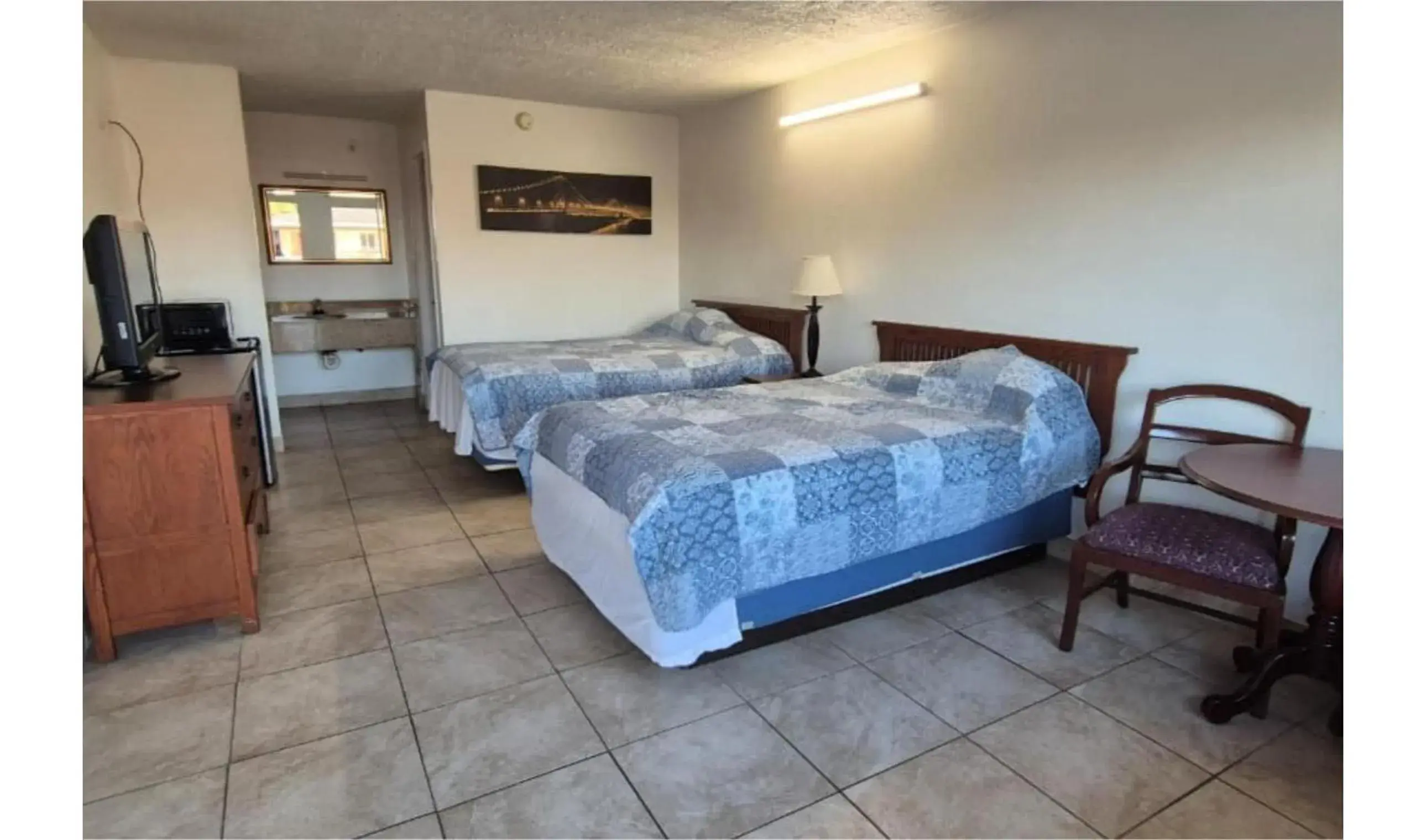 2 Full Beds Non-Smoking in Central Motel Kissimmee Near Disney World 2 Full Beds Non-Smoking in Central Motel Kissimmee Near Disney World