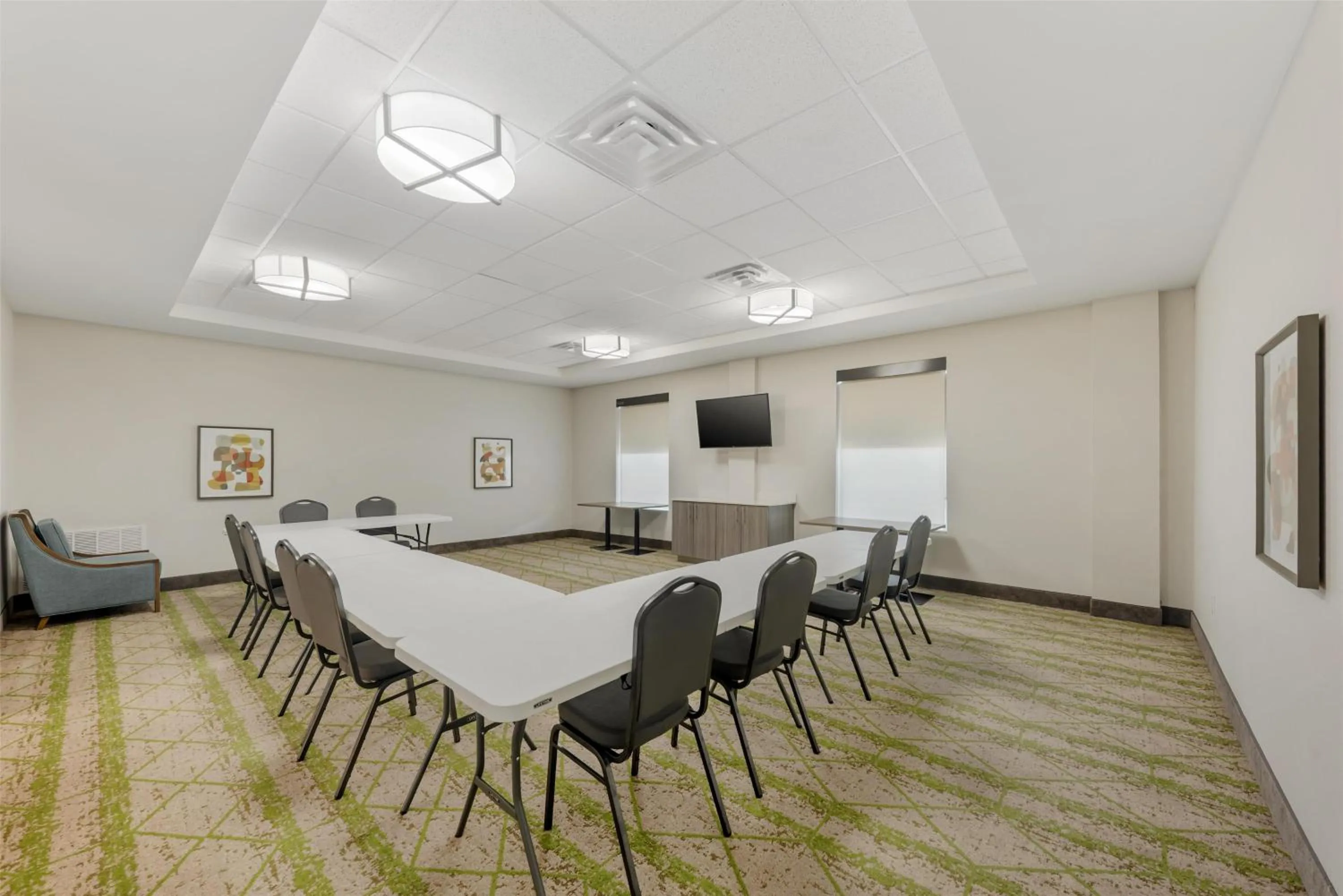 Meeting/conference room in Best Western Green Oak Inn & Suites