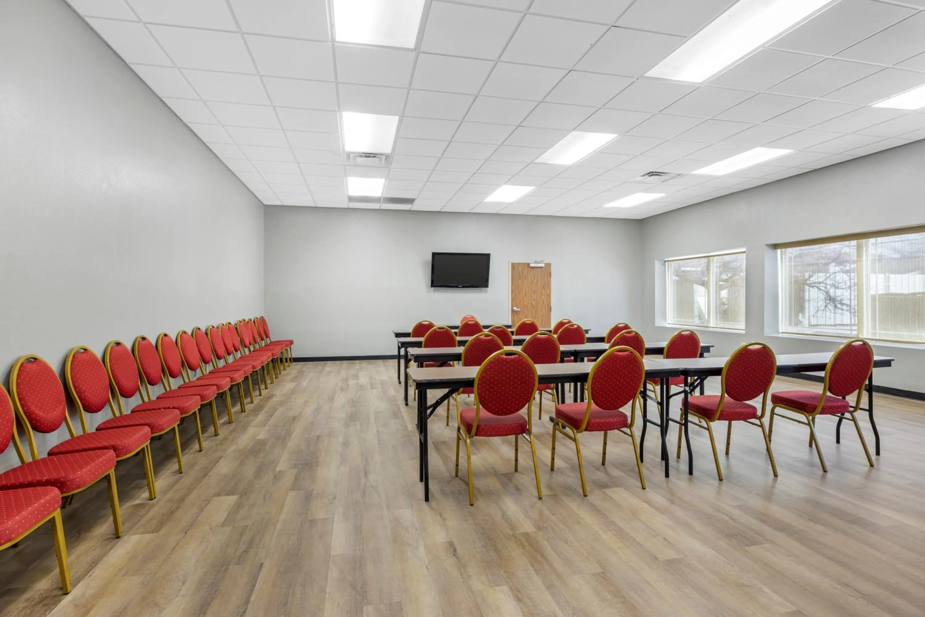 Meeting/conference room in Quality Inn & Suites Monterey I-40