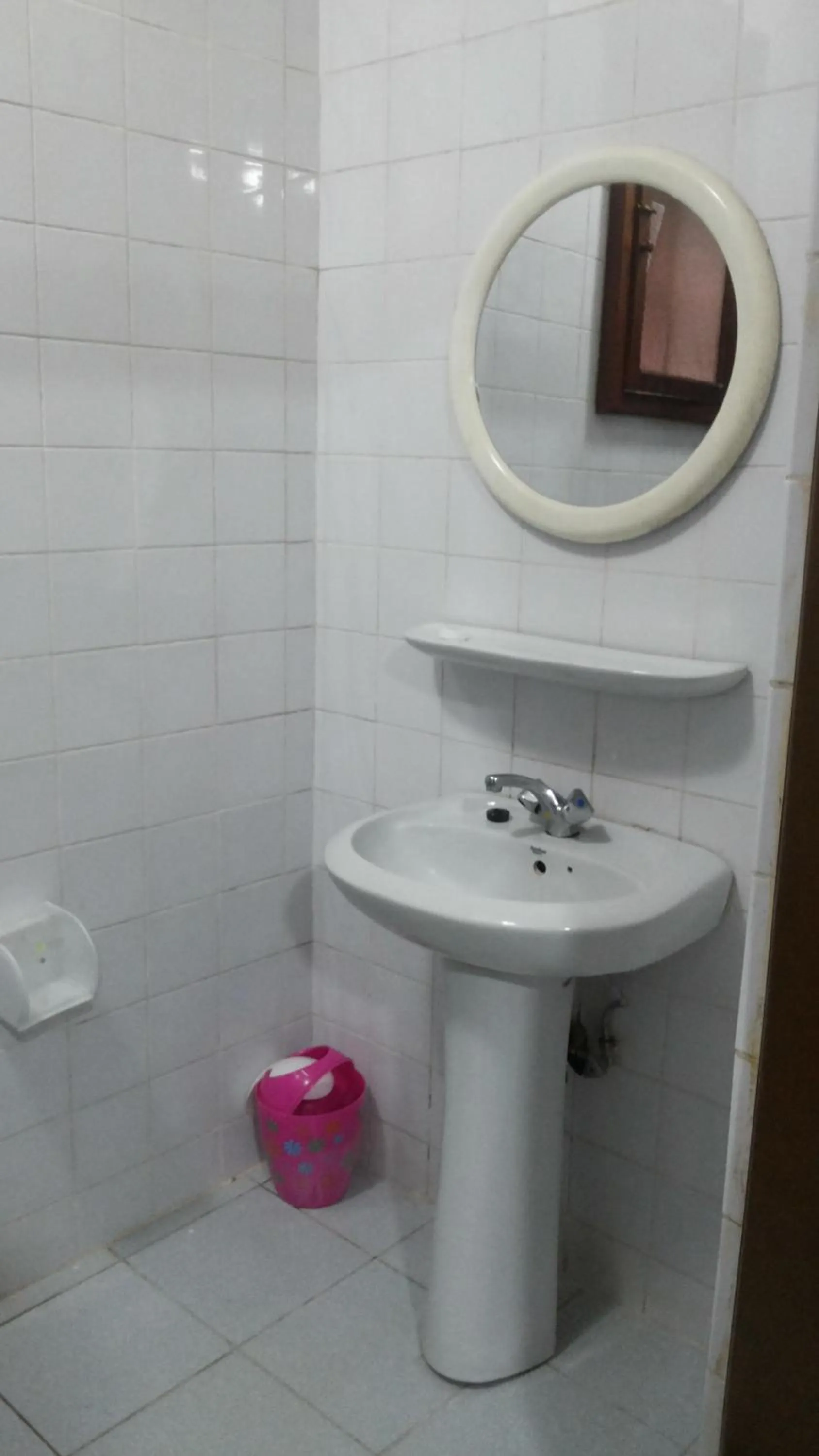 Bathroom in White Castle Hotel Arua