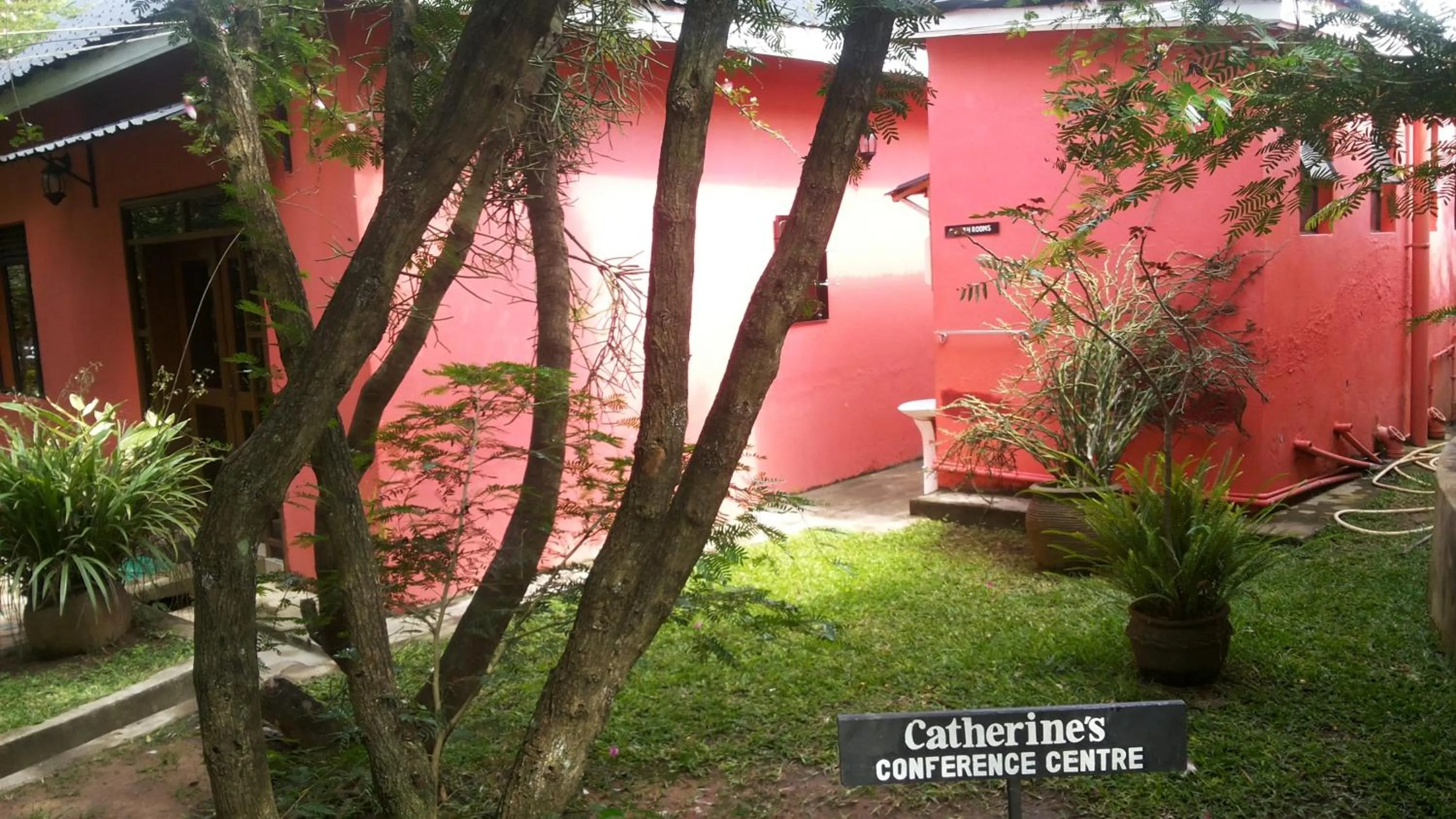 White Castle Hotel Arua