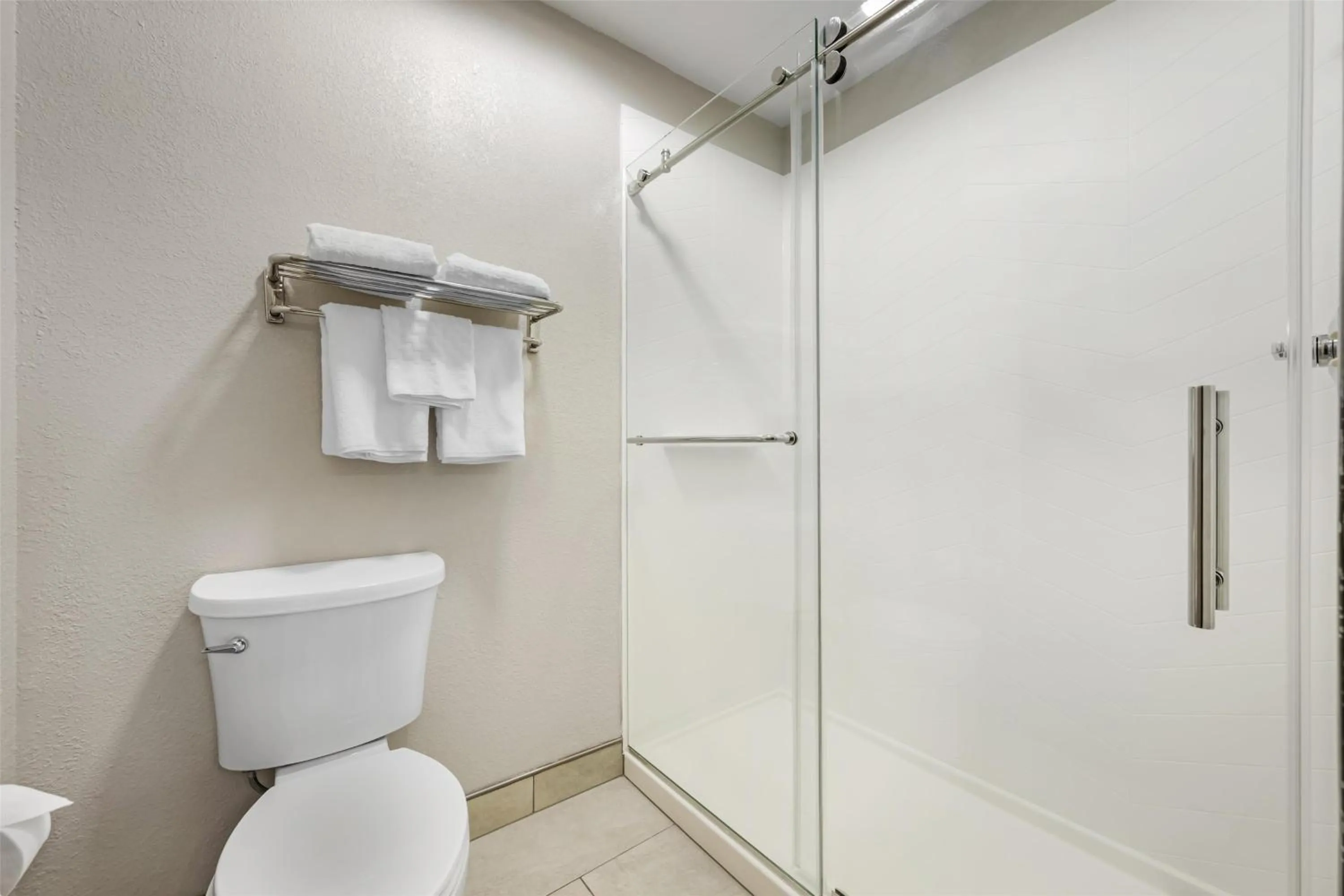 Bathroom in Best Western Black Hills Lodge