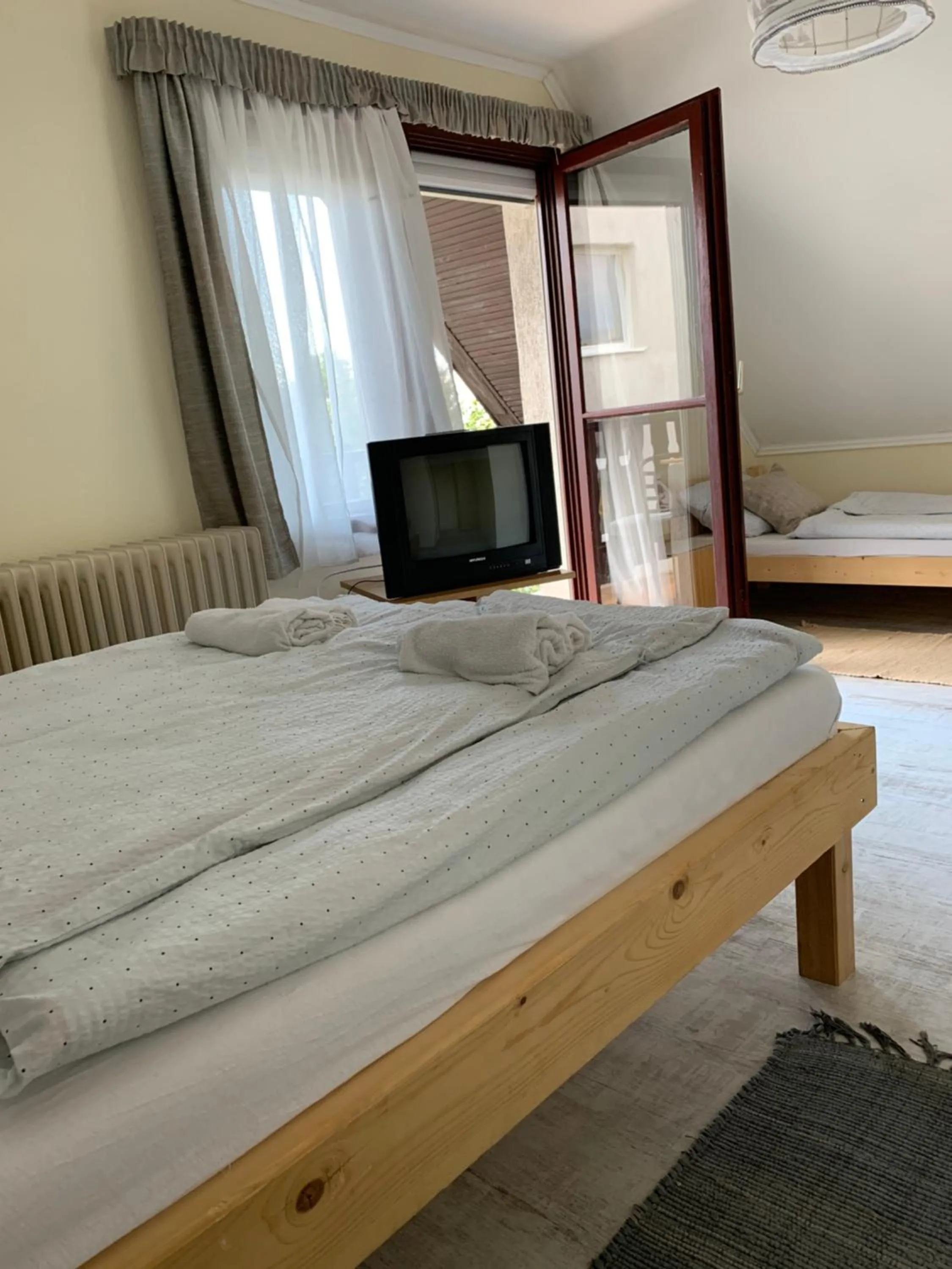 Bed in WhiteHouse Alsoors