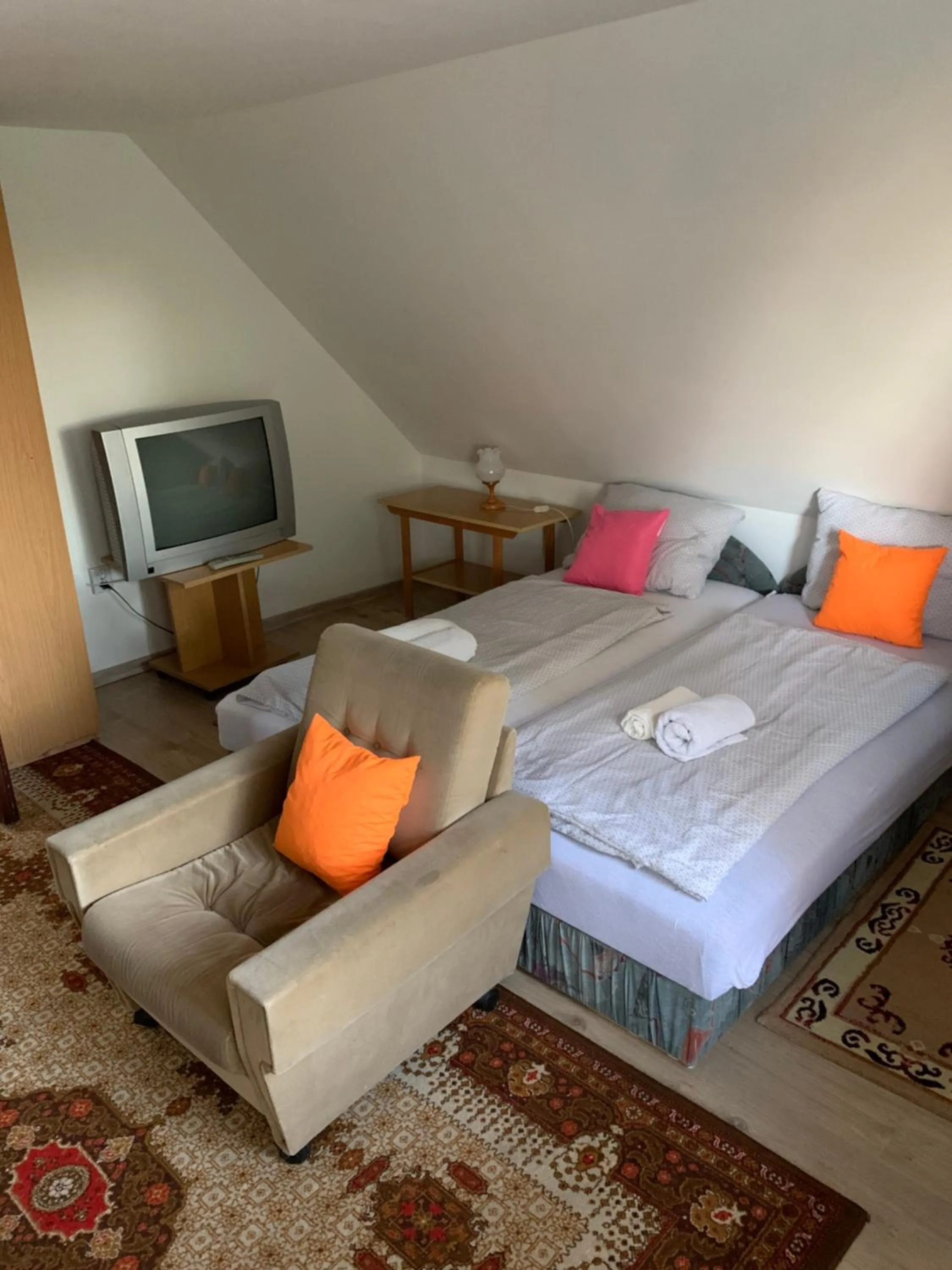 Bed in WhiteHouse Alsoors