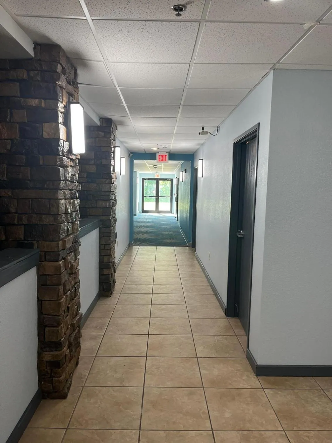 Lobby or reception in Days Inn by Wyndham Coffeyville, Kansas