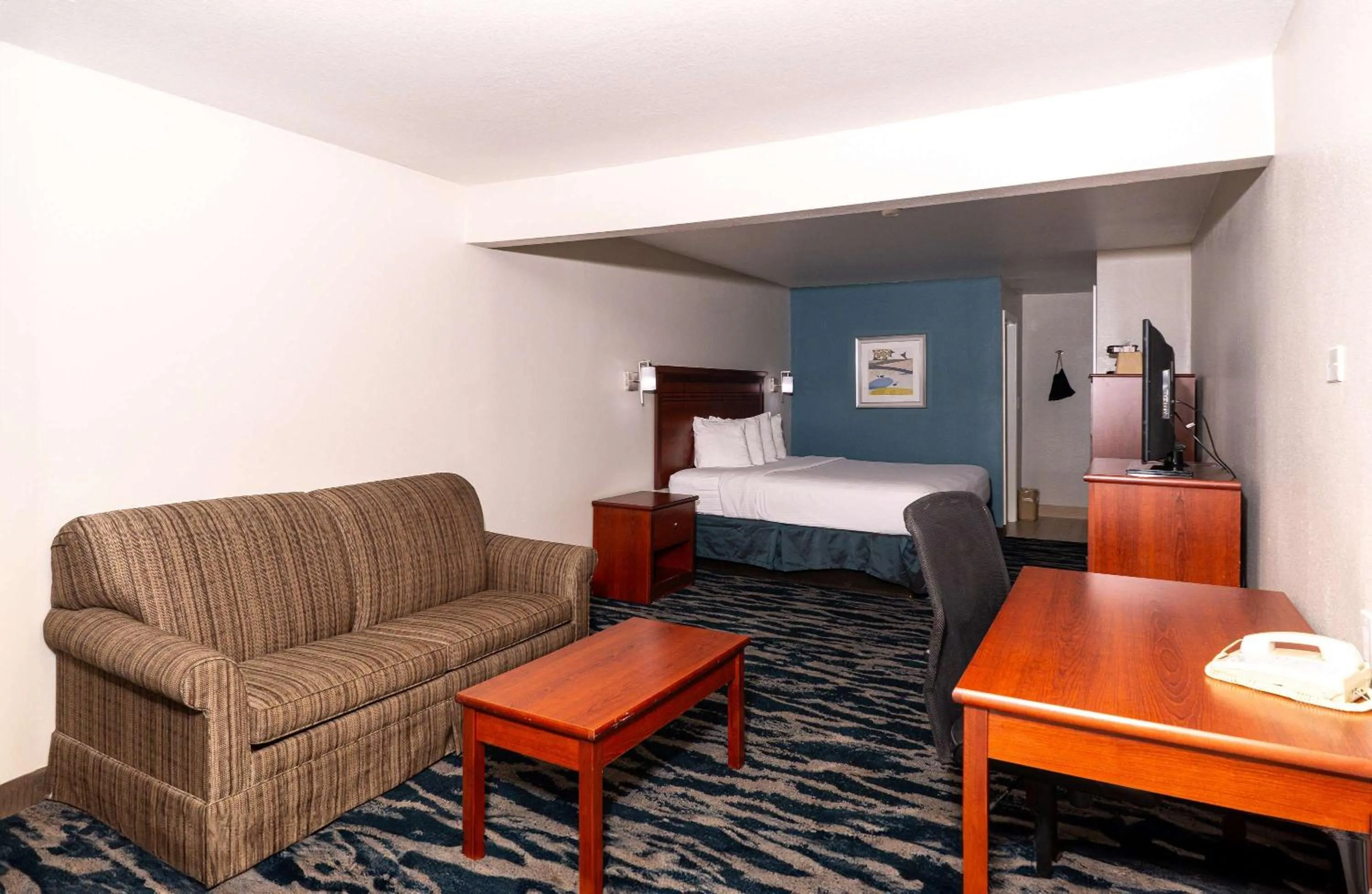 Photo of the whole room, Bed in Best Western Paradise Inn