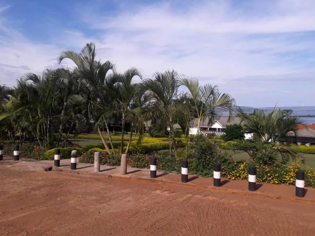 Garden in Victoria Panorama Hotel