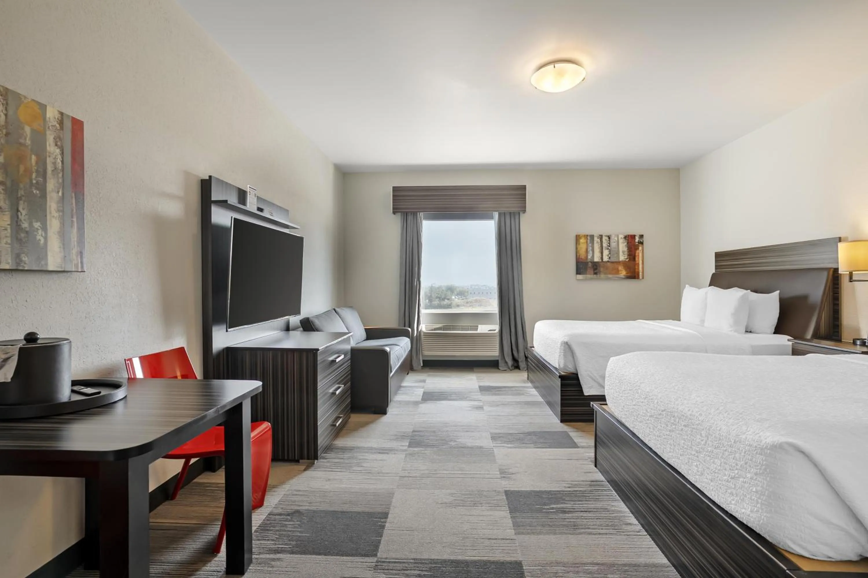 Bedroom, Bed in Best Western Plus Airport Inn & Suites