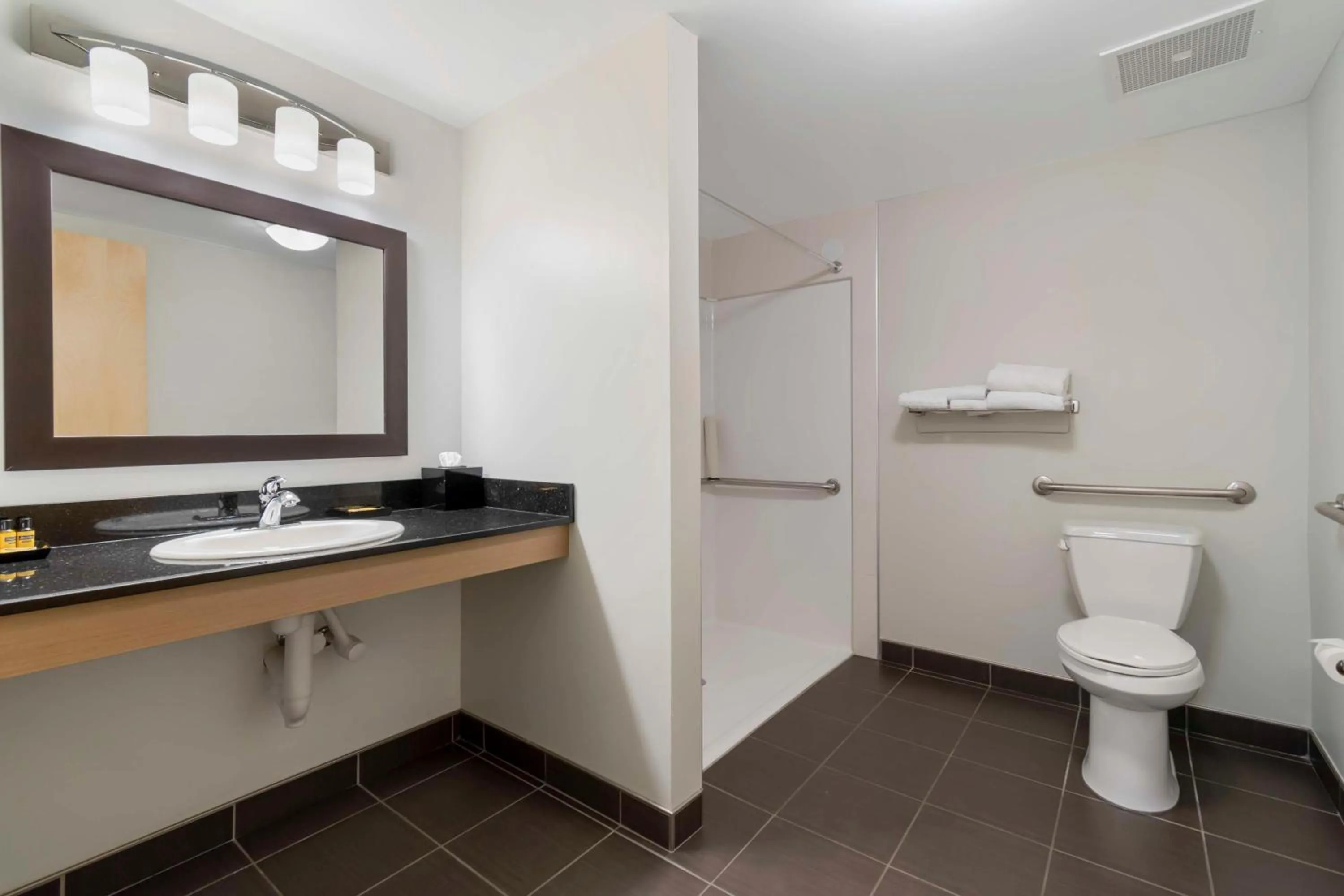 Bathroom in Best Western Plus Airport Inn & Suites