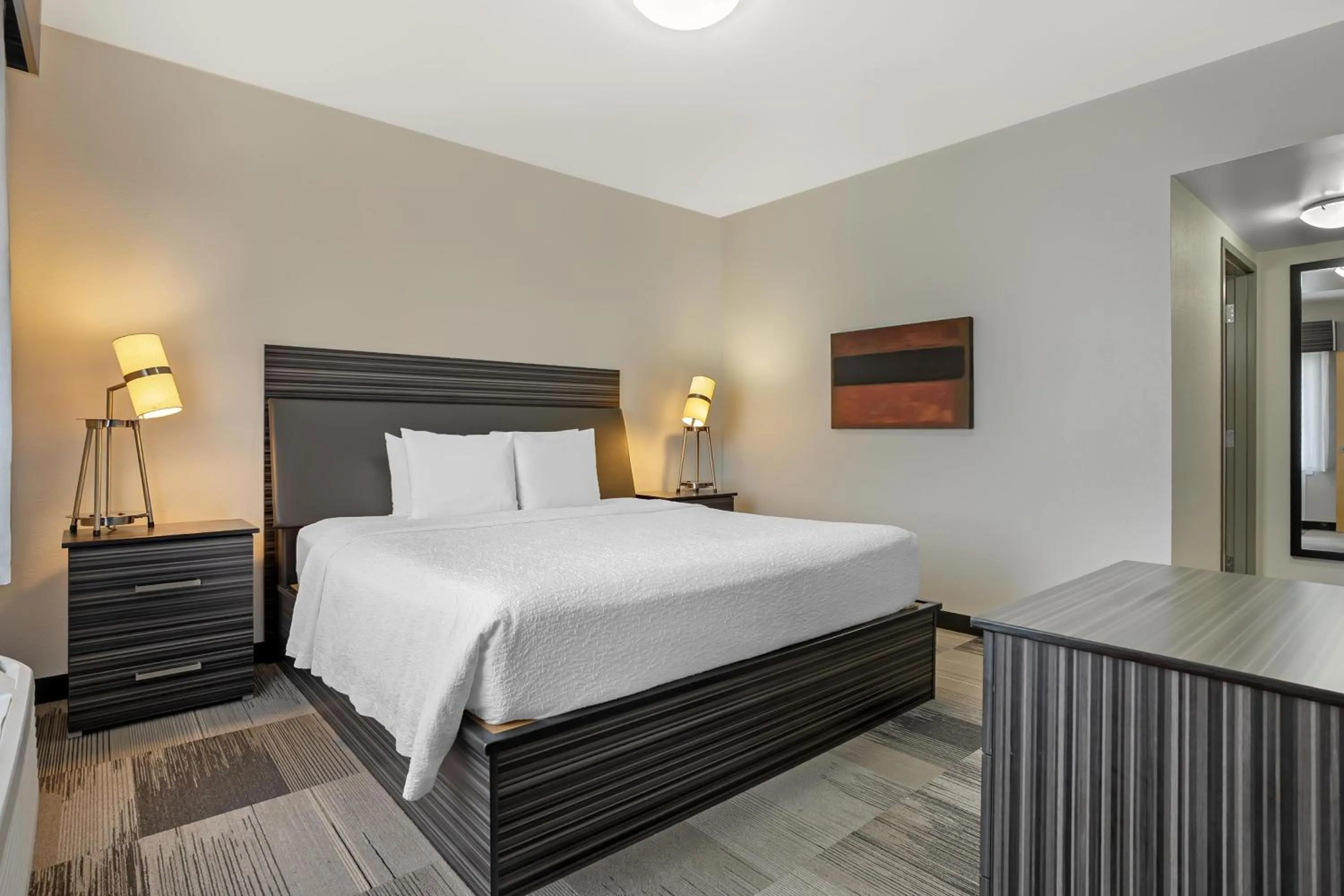 Bedroom, Bed in Best Western Plus Airport Inn & Suites