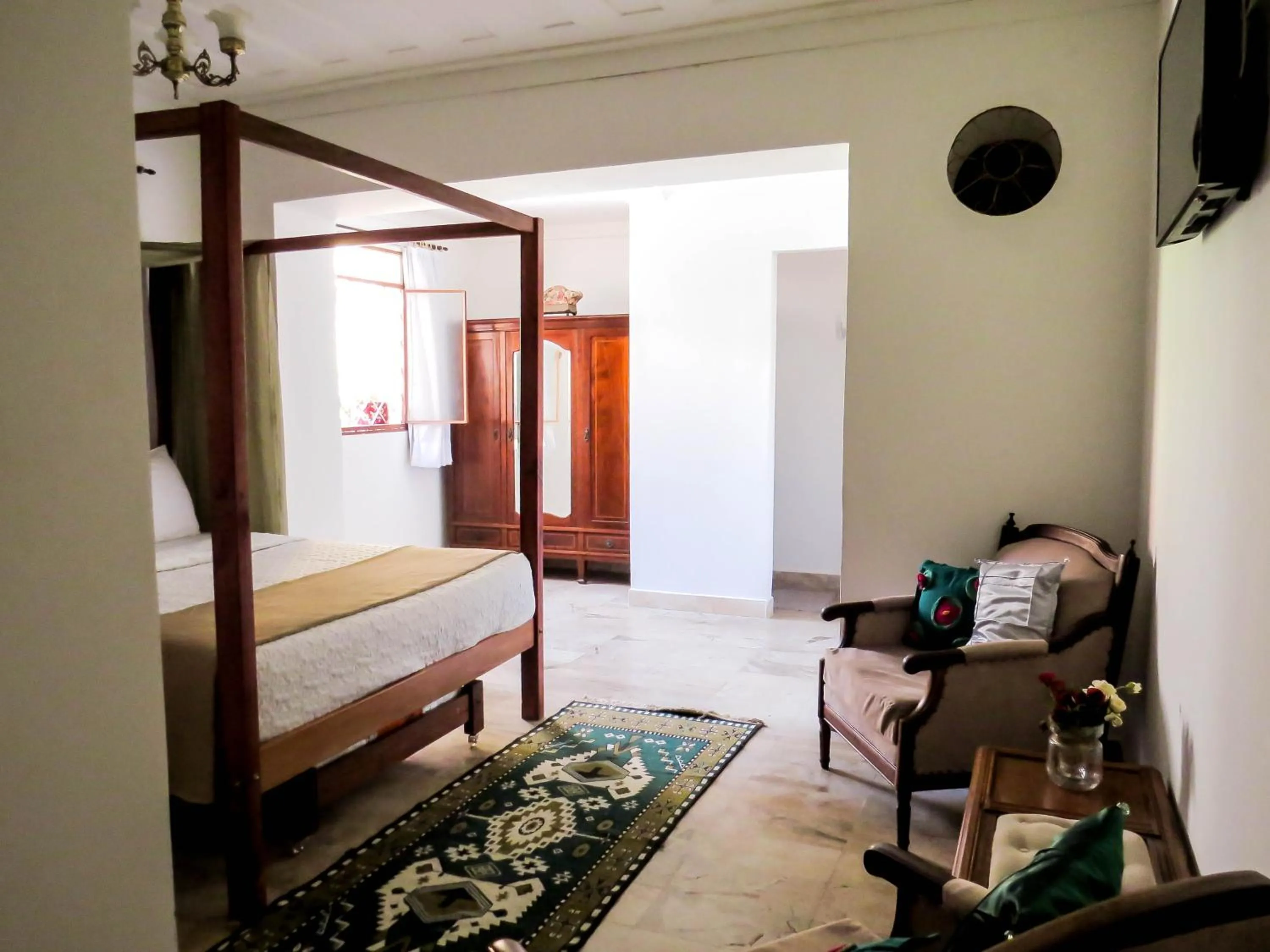 Toilet, Bed in Casa Perpetua Hotel D Charm