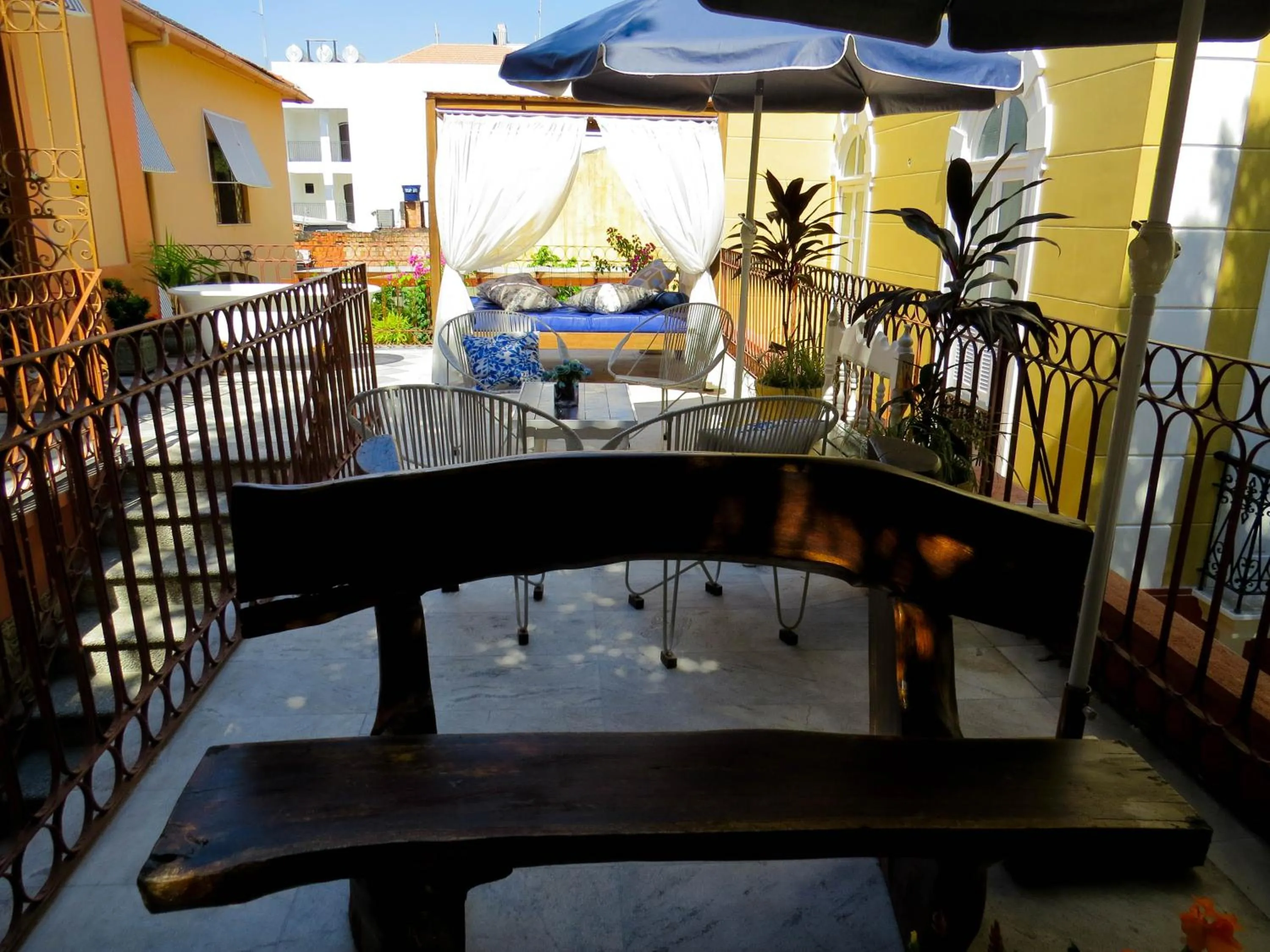 Seating area in Casa Perpetua Hotel D Charm