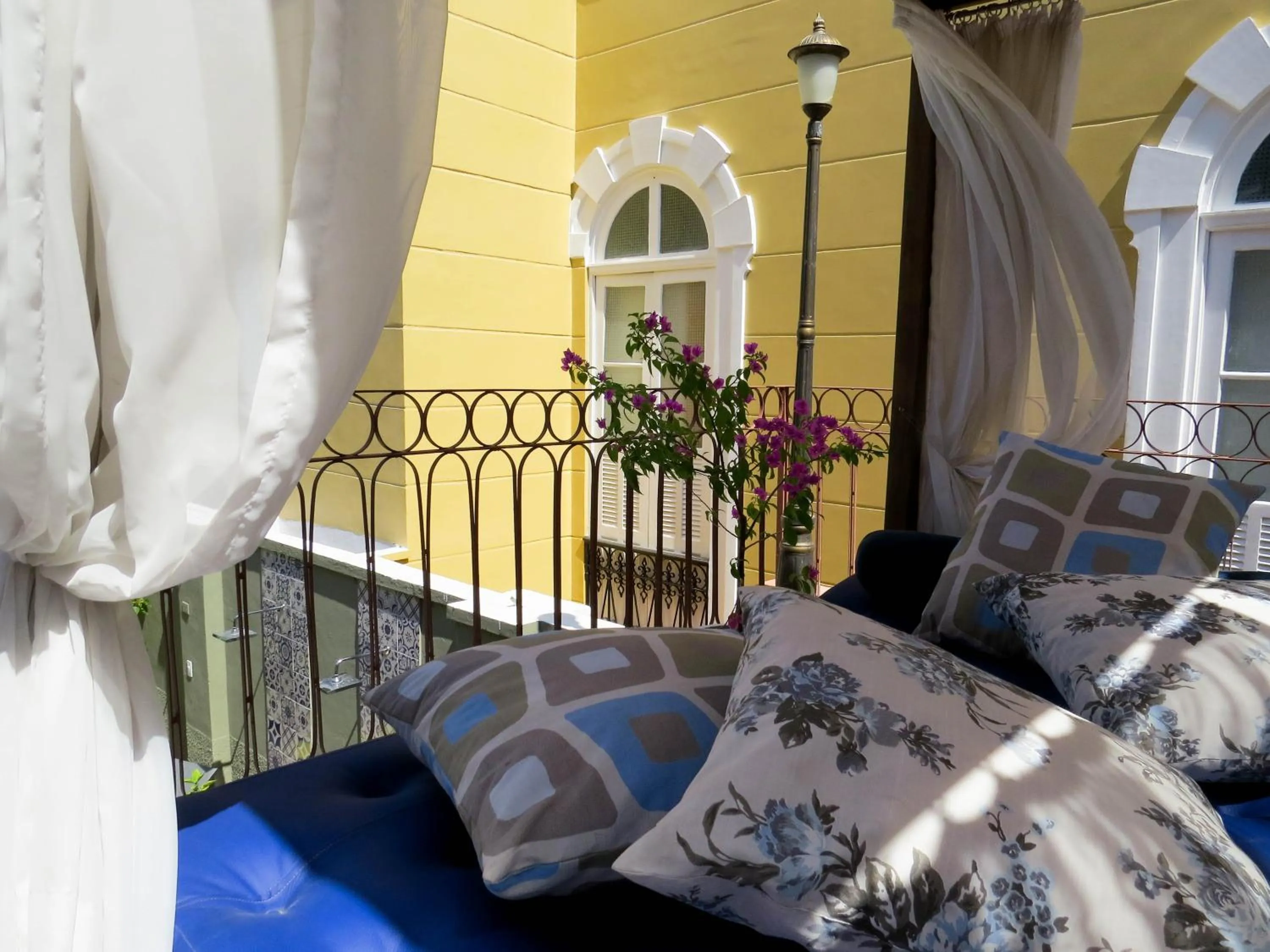 Patio, Bed in Casa Perpetua Hotel D Charm