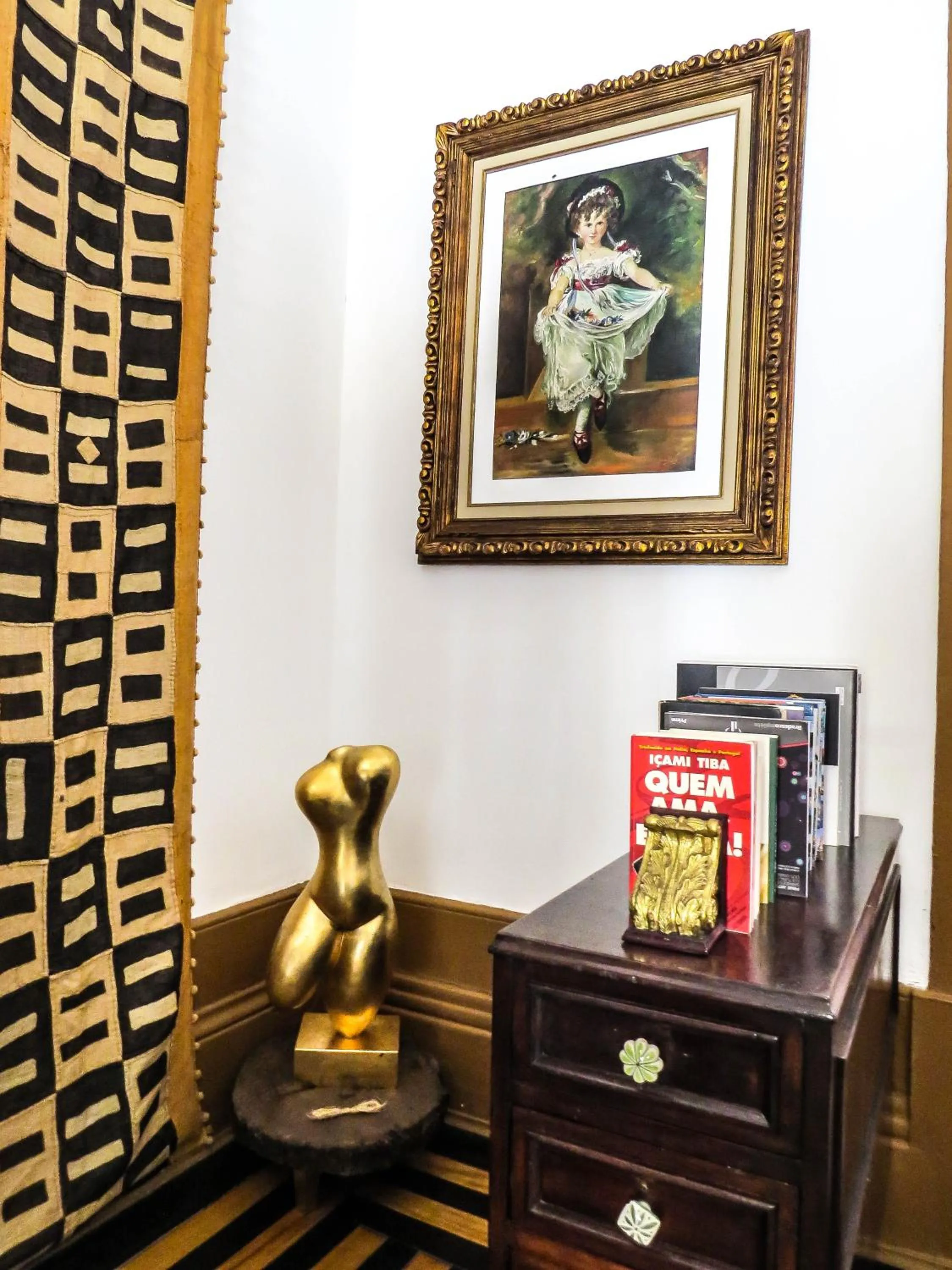 Decorative detail in Casa Perpetua Hotel D Charm