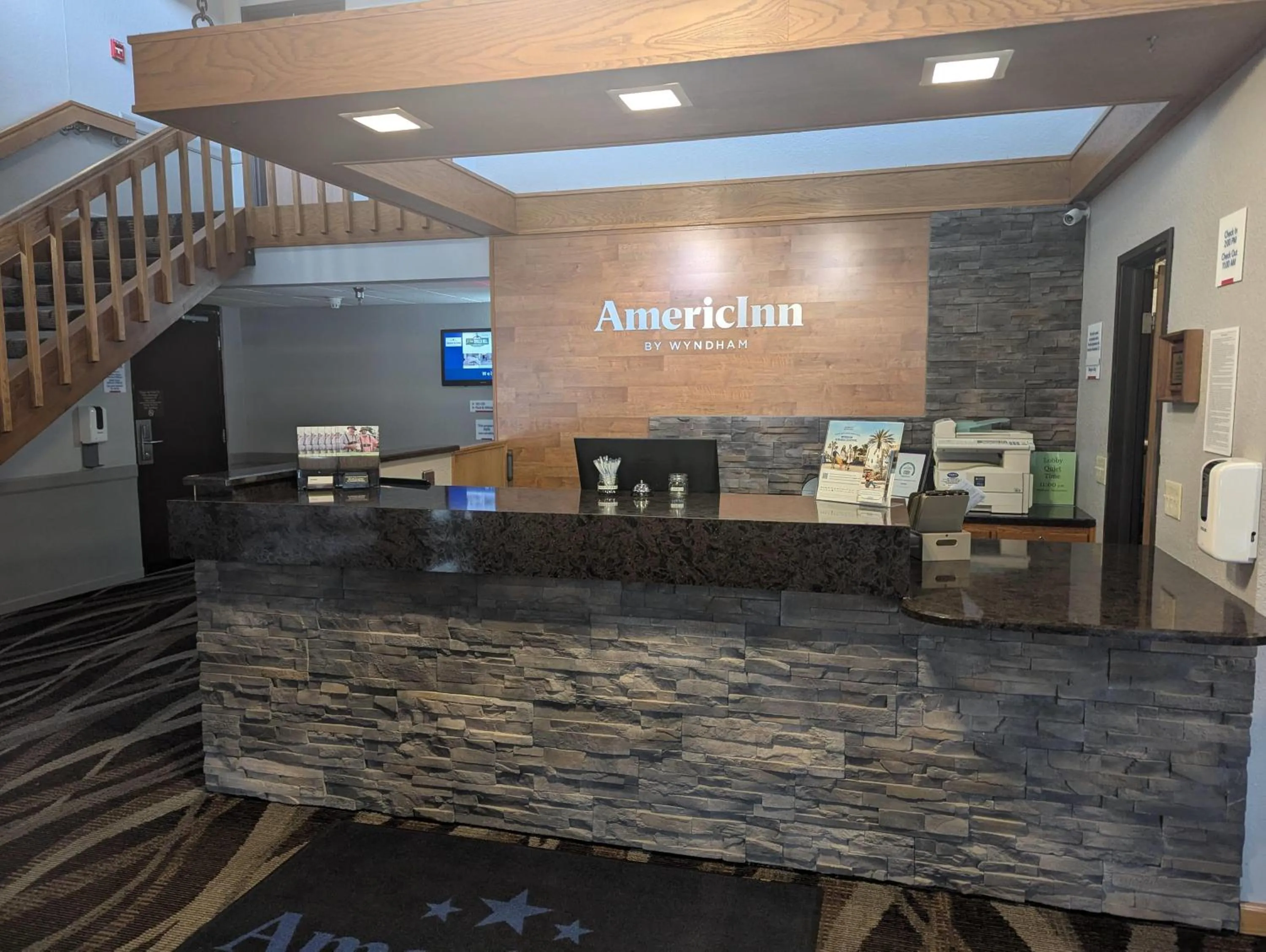 Lobby or reception in AmericInn by Wyndham St. Peter