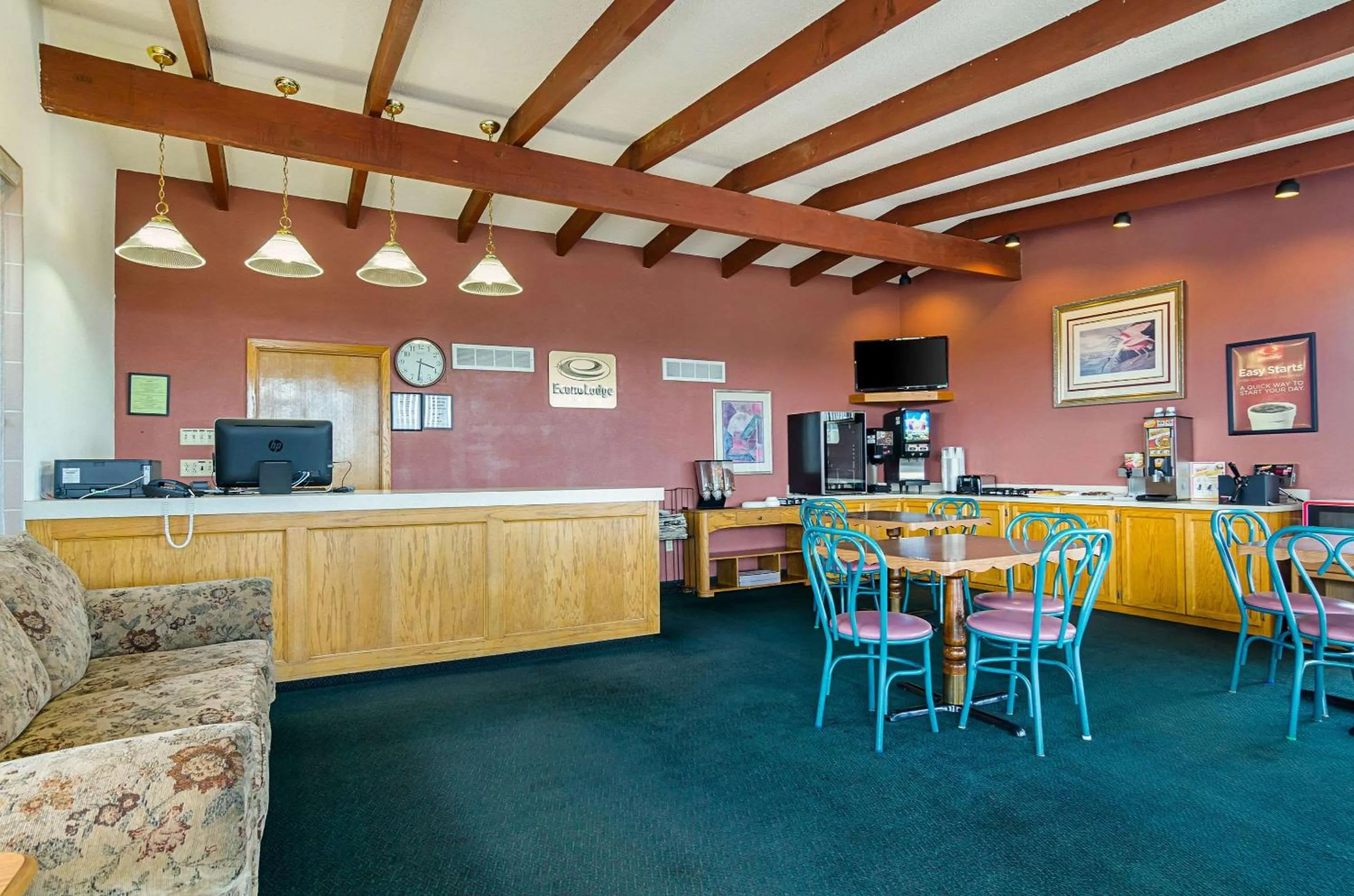 Lobby or reception in Econo Lodge Wakeeney