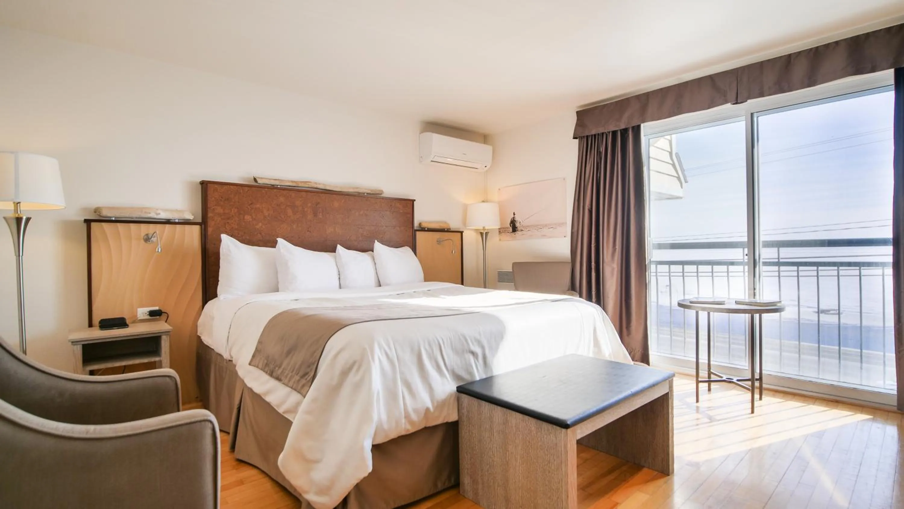 Bedroom, Bed in Manoir Belle Plage