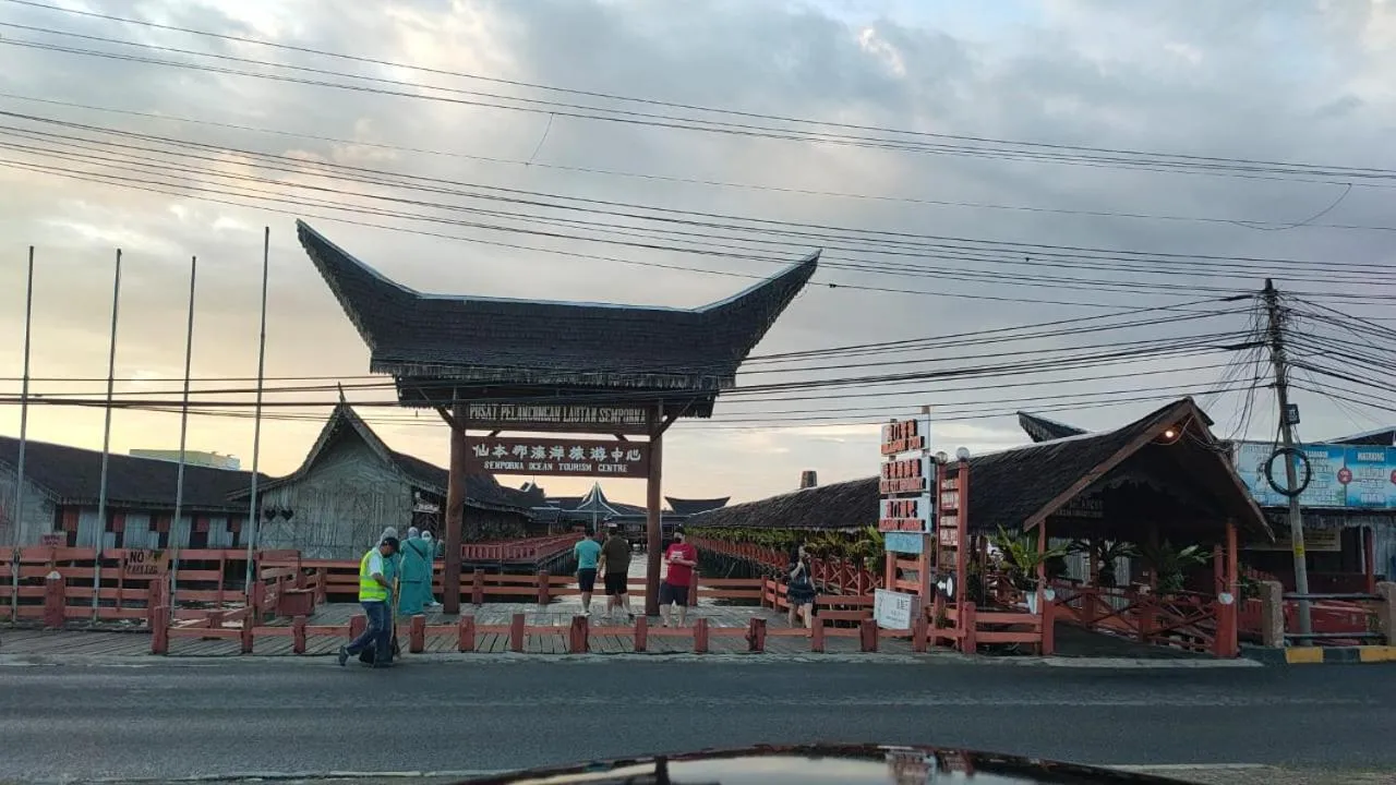 Location in Mabul Backpackers