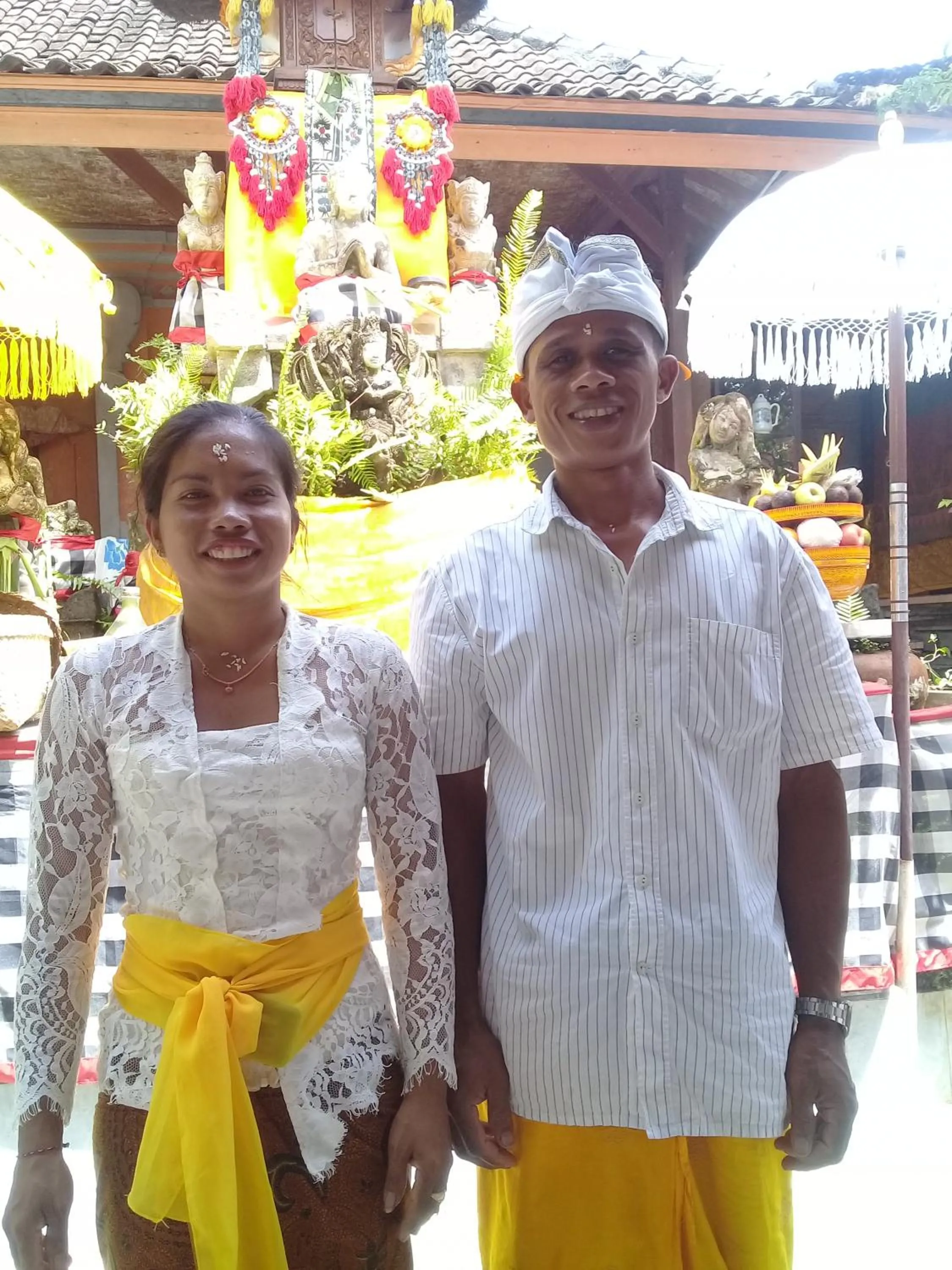 People in Rumah Irak et Kadek Bali