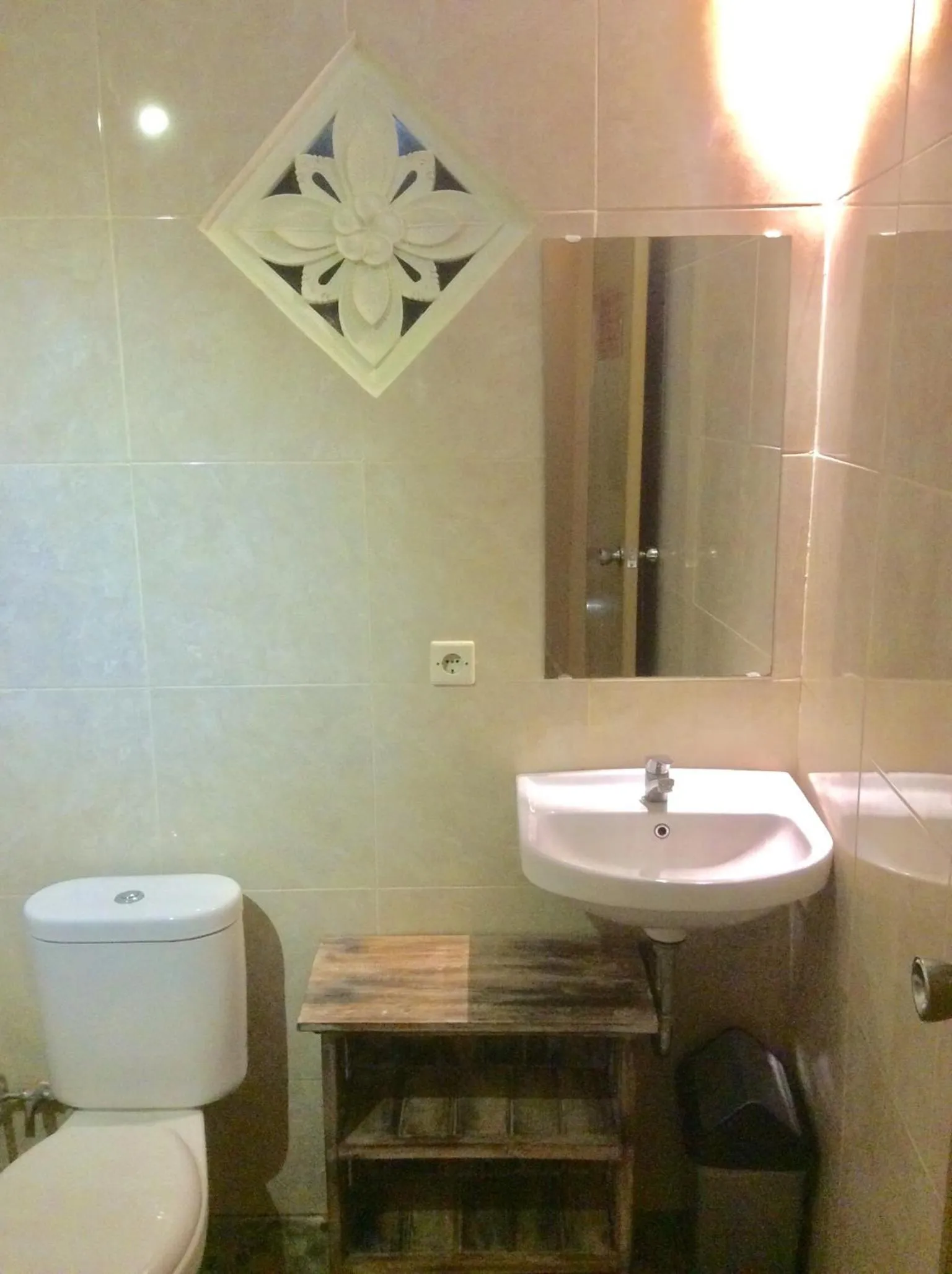 Toilet in Rumah Irak et Kadek Bali