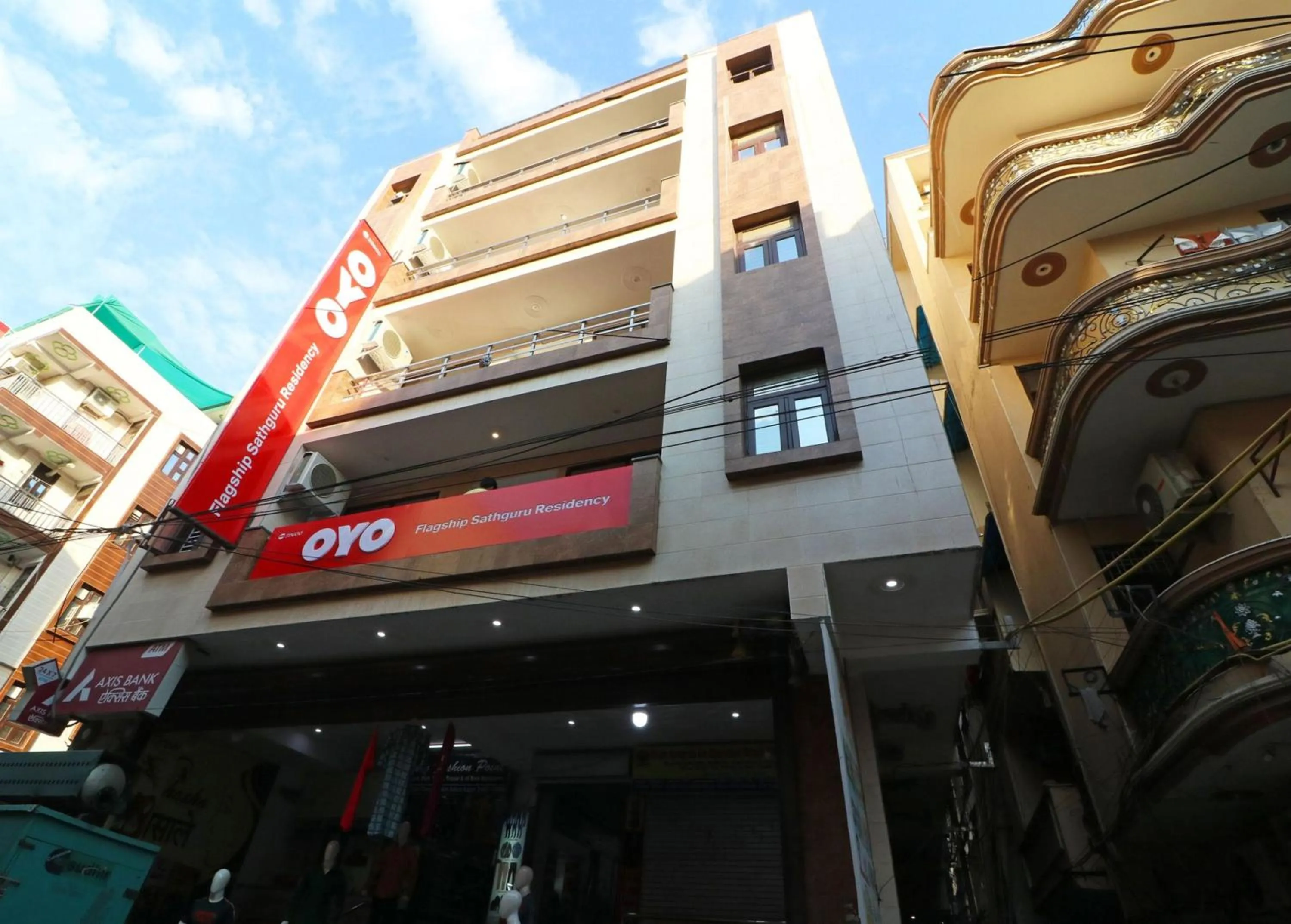 Facade/entrance in Super Hotel O Sathguru Residency Near New Ashok Nagar Metro Station