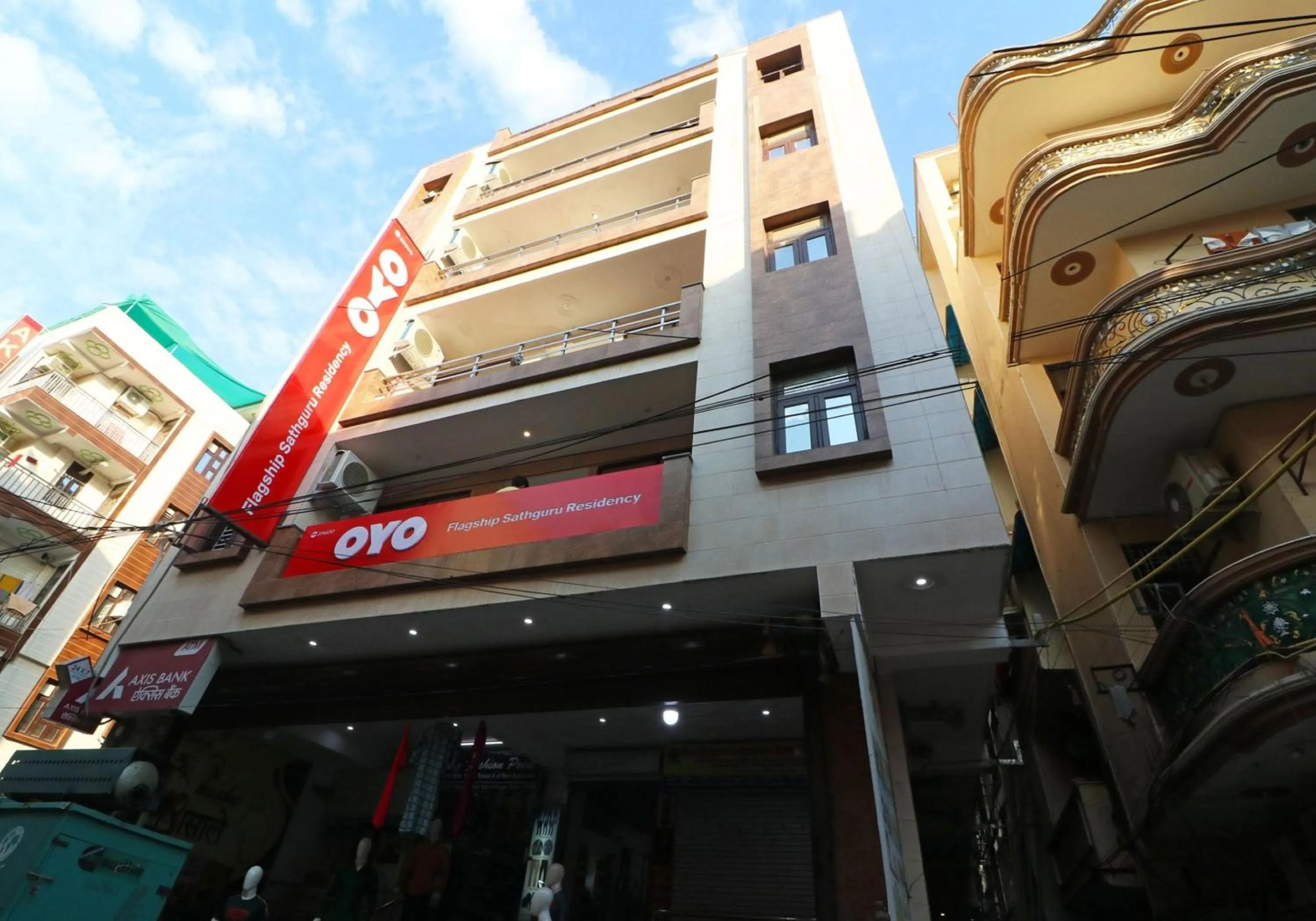 Facade/entrance in Super Hotel O Sathguru Residency Near New Ashok Nagar Metro Station