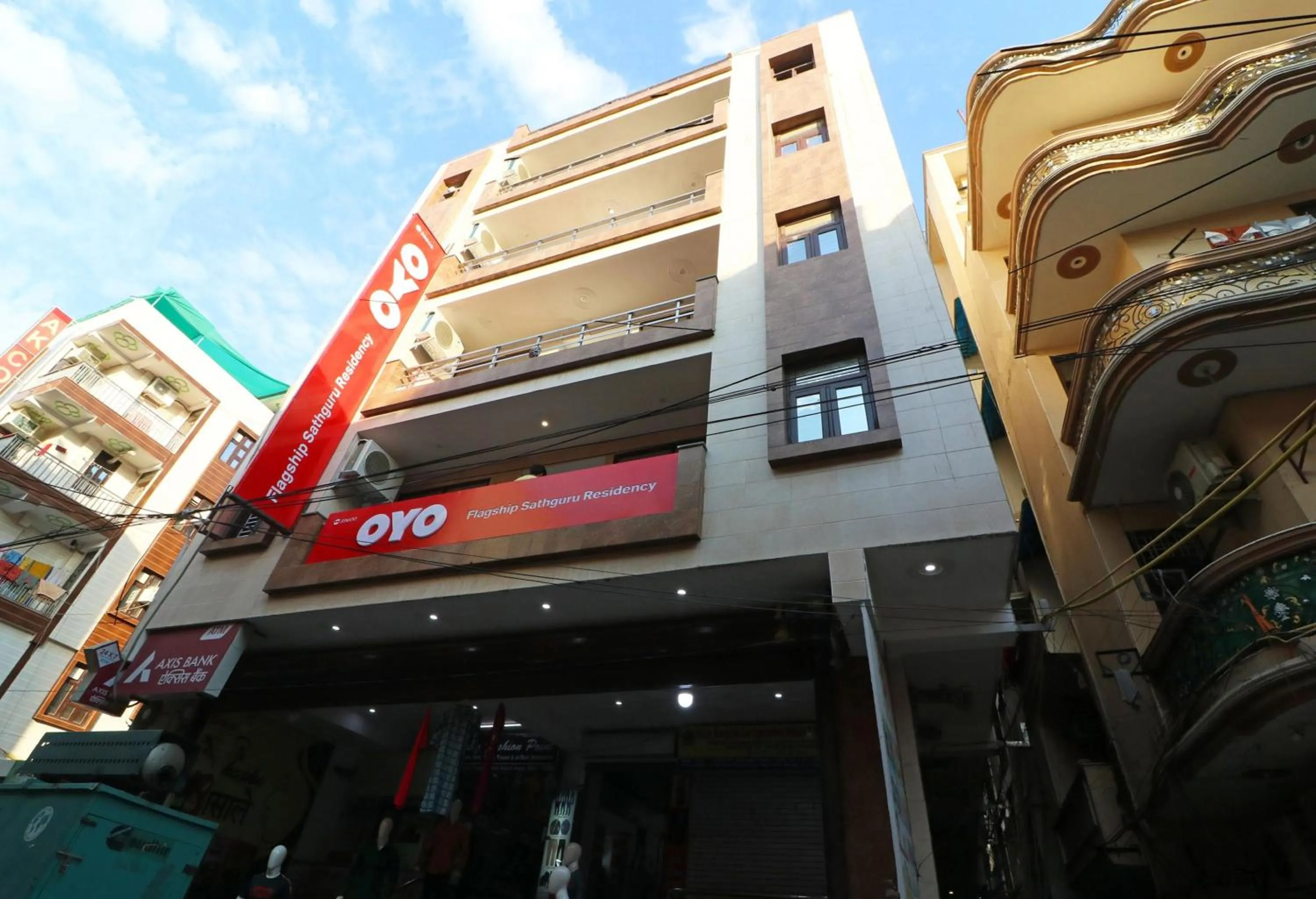 Facade/entrance in Super Hotel O Sathguru Residency Near New Ashok Nagar Metro Station