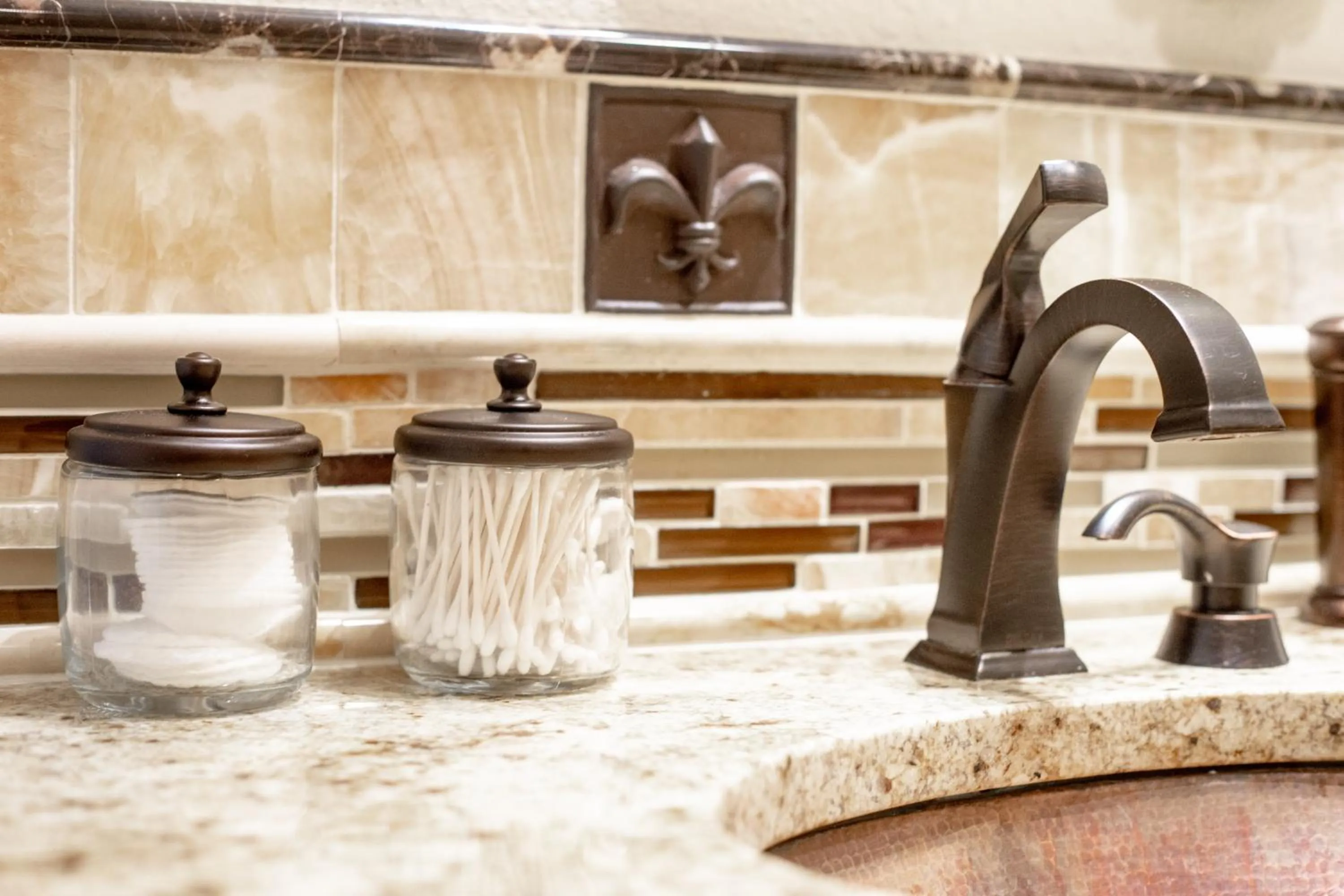 Bathroom in Comfortable, Family and Business Friendly 2BD/2BA House in North Austin