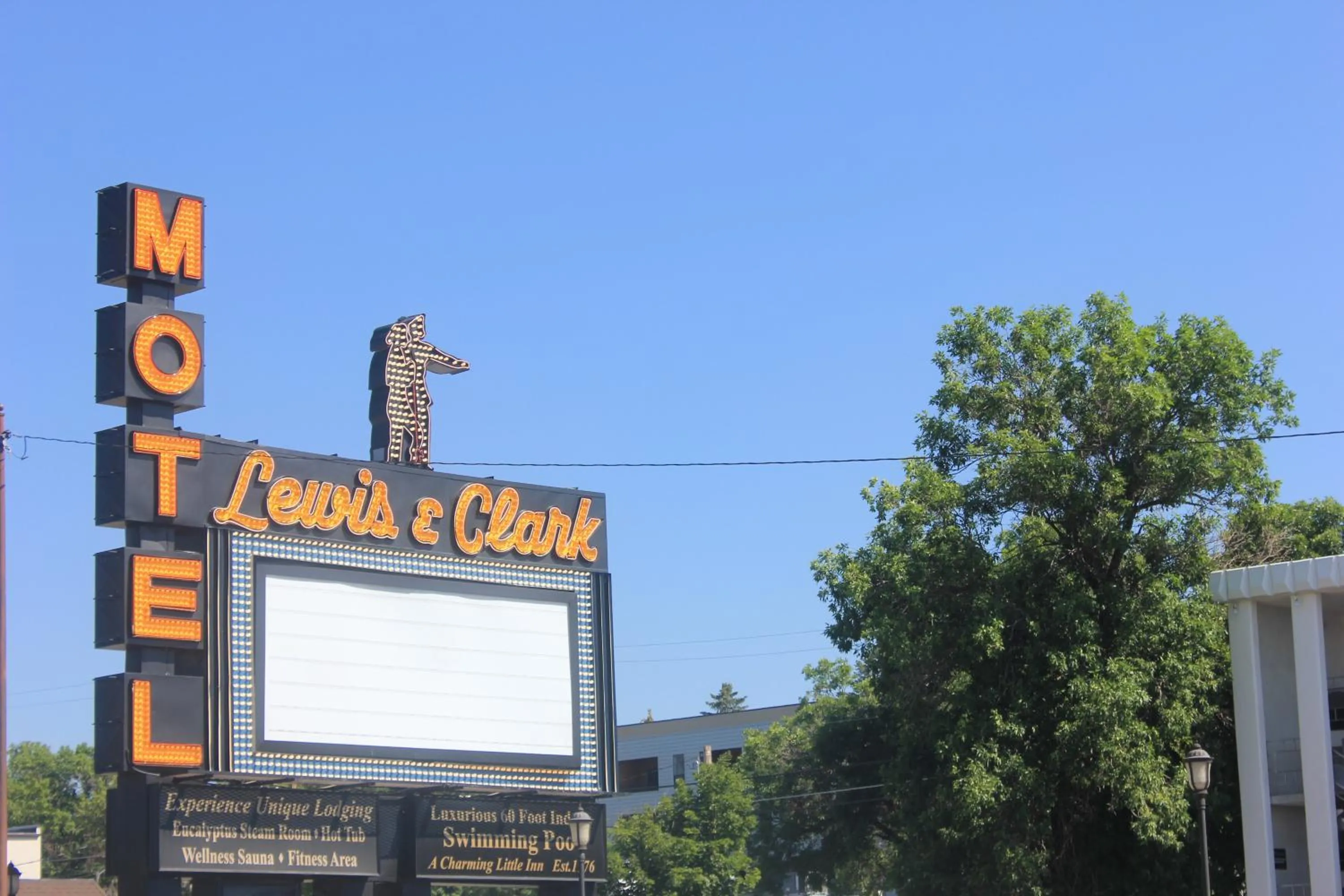 Logo/Certificate/Sign in Lewis & Clark Motel - Bozeman