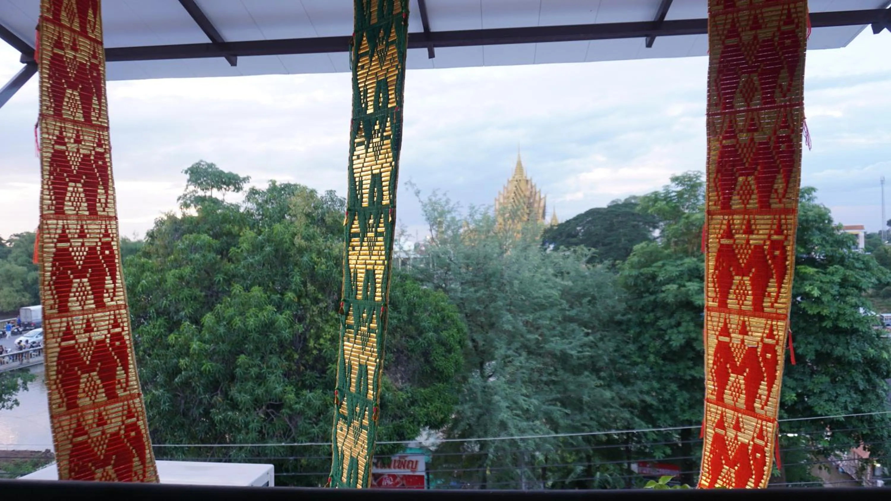 River view in Little Jasmine by the River